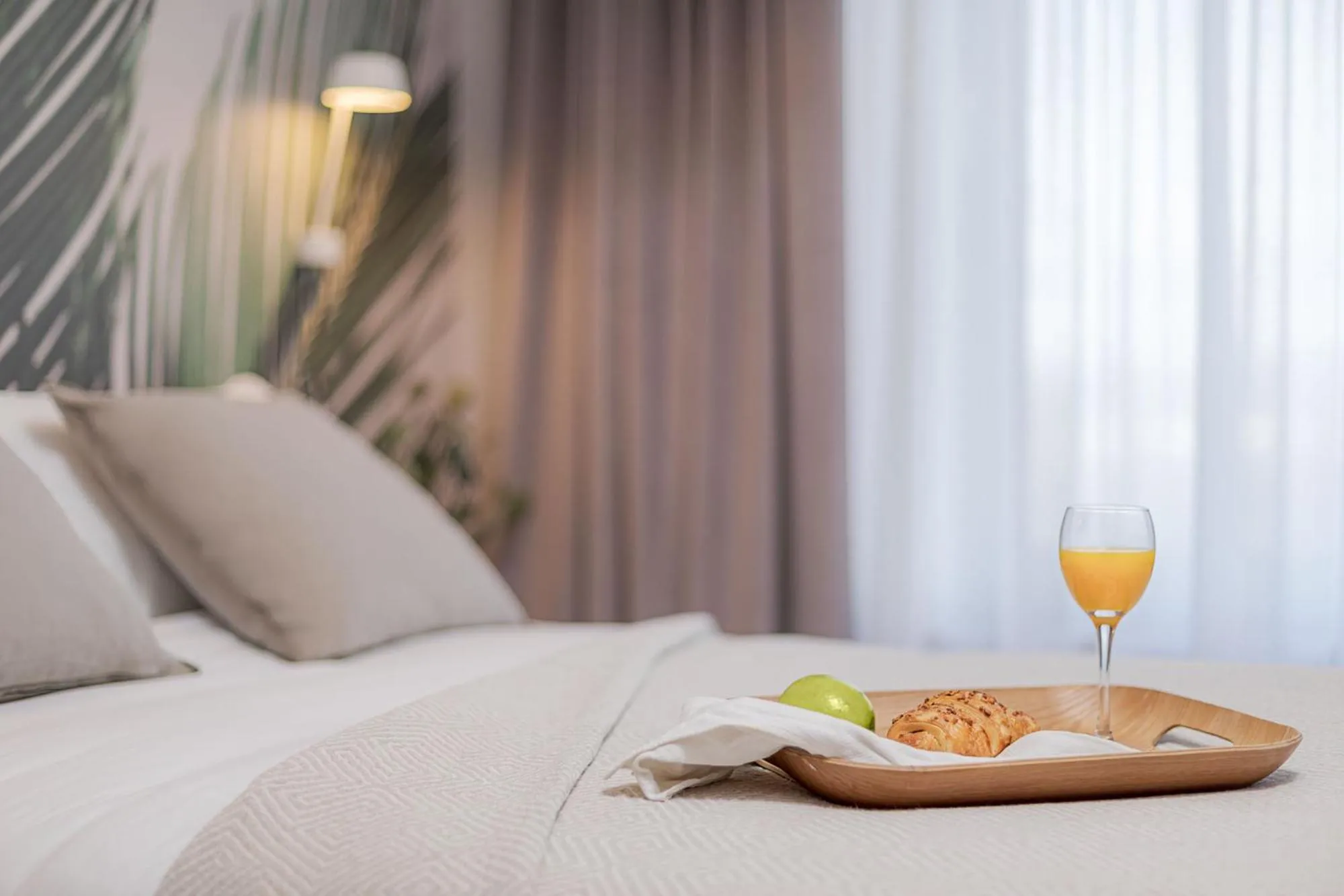 Bedroom, Bed in VISIONAPARTMENTS Lucerne - contactless check-in