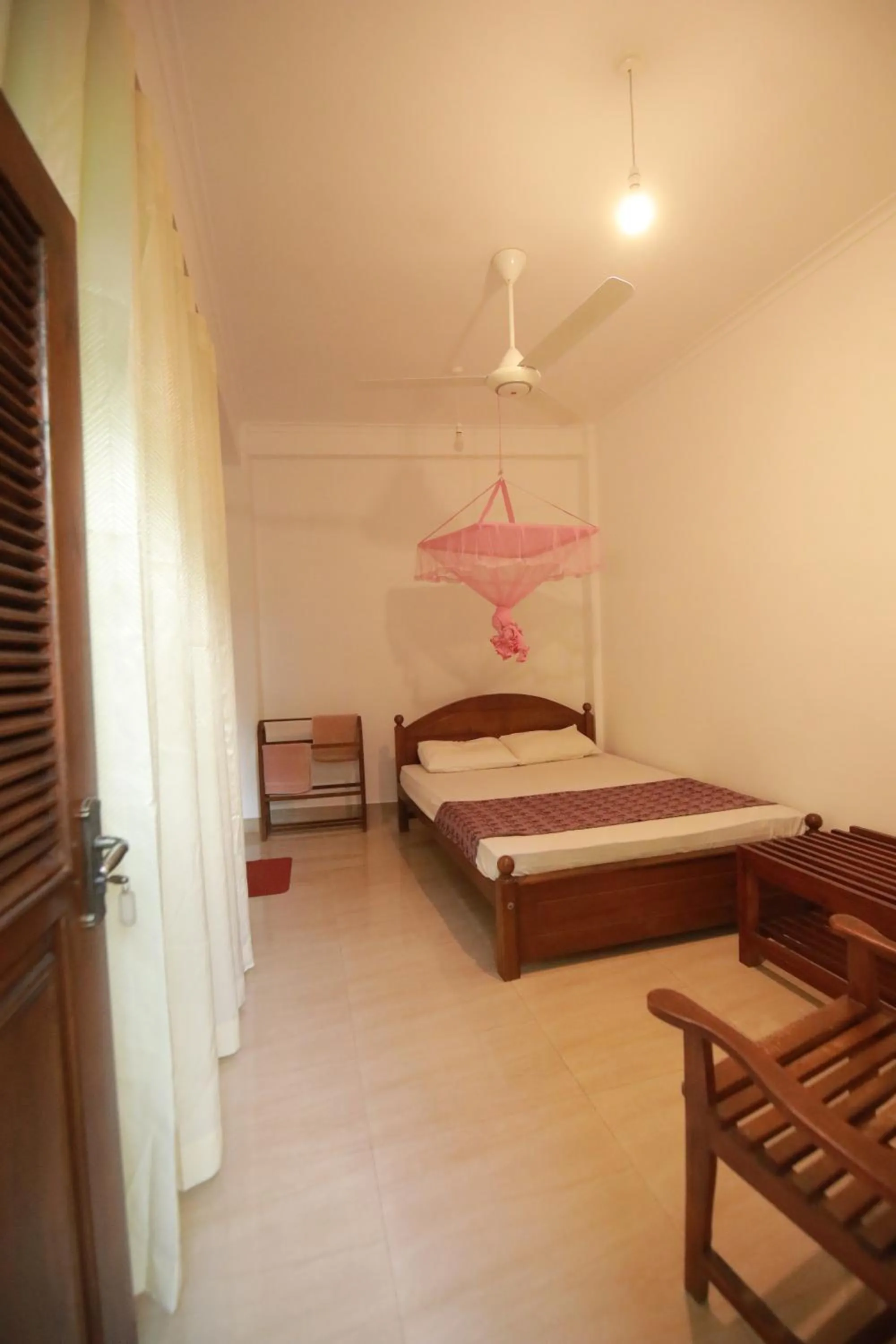 Bed in Renuka Inn
