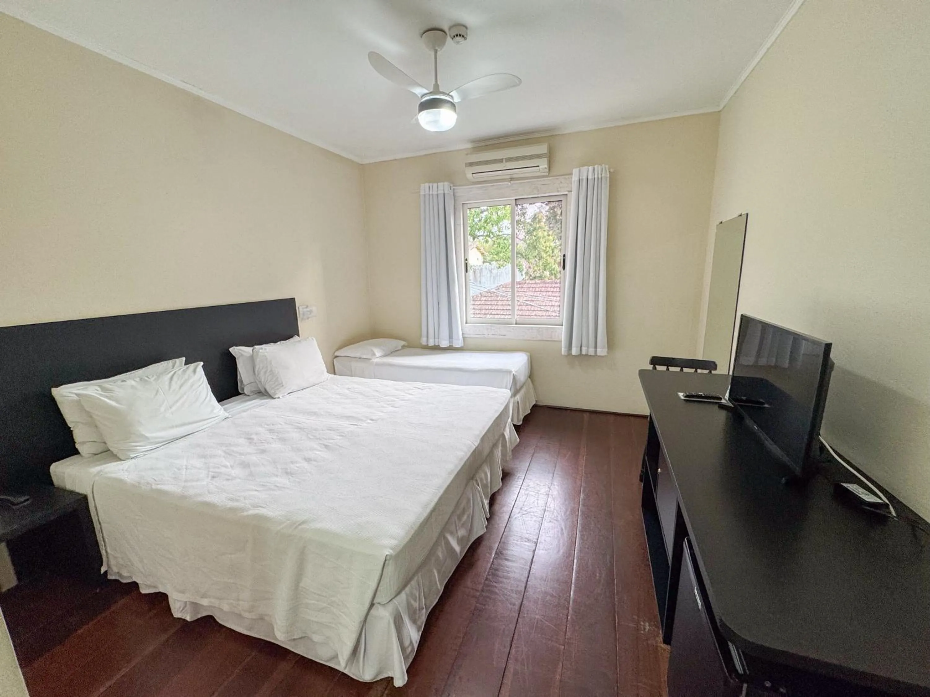 Bed in Hotel Fita Azul