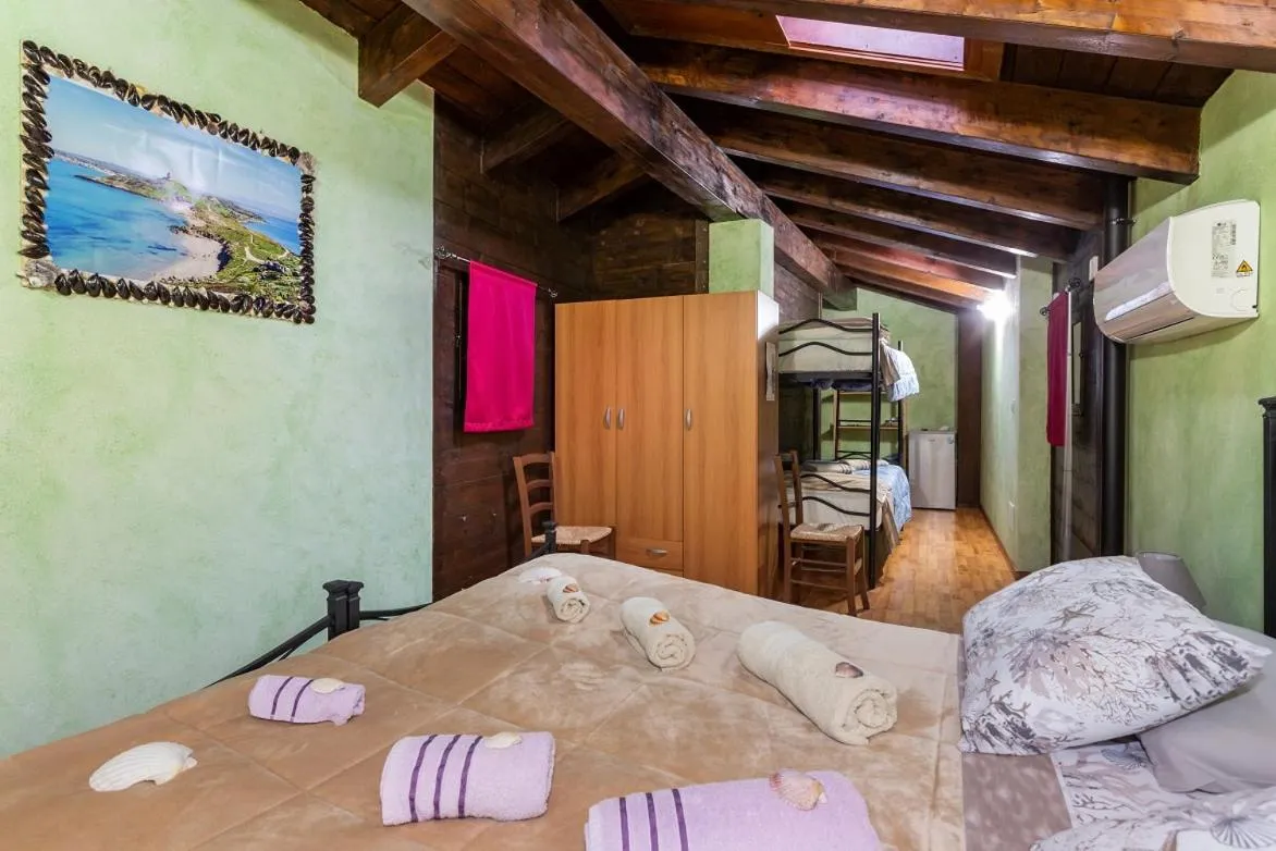 Photo of the whole room, Bed in Affittacamere Shardana