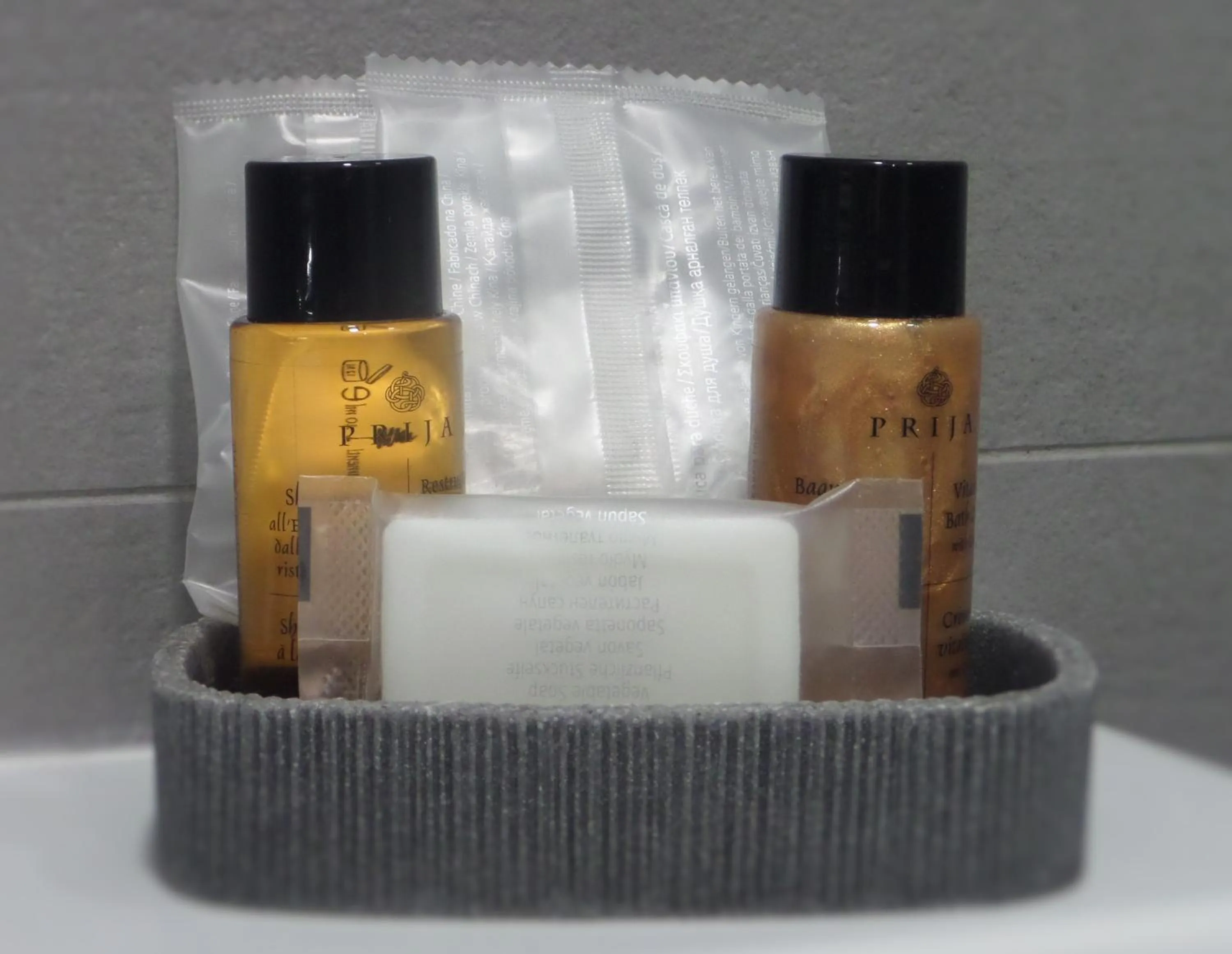 Shower in 325 Rooms ai Fori