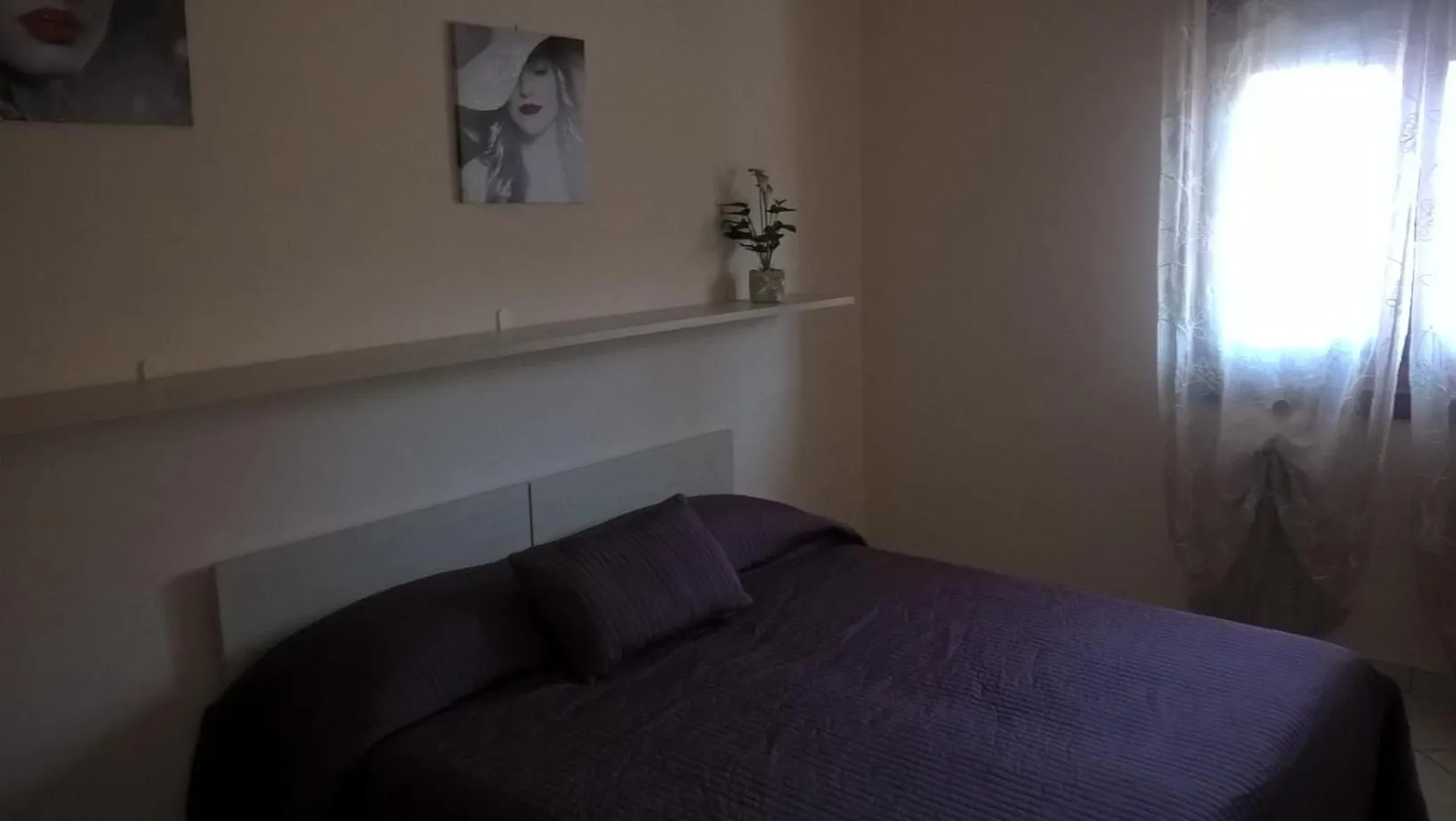 Bed in Suiteroom&Apartment flat fiumicino