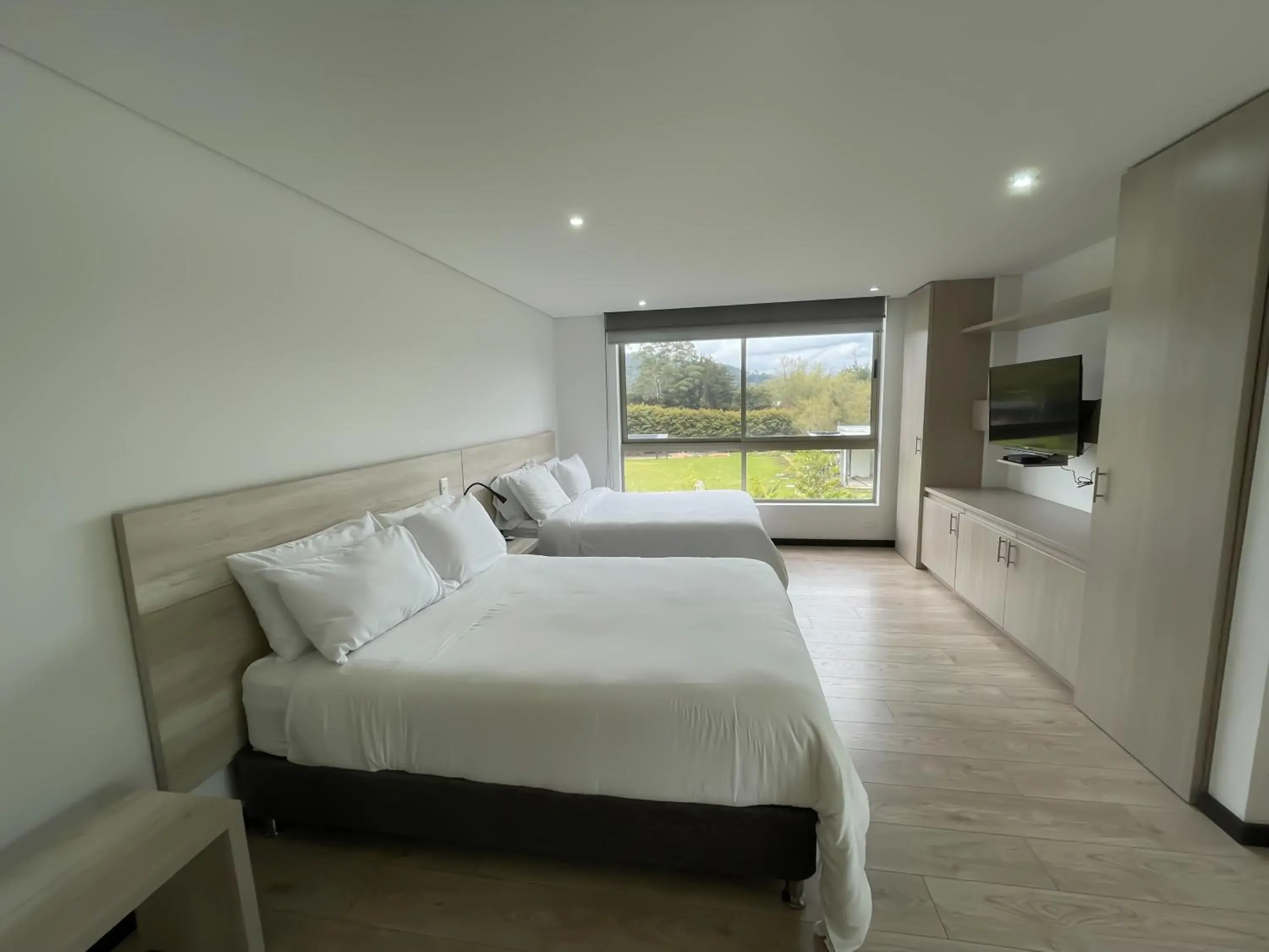 Standard Twin Room in MG Hotels & Suites Standard Twin Room in MG Hotels & Suites