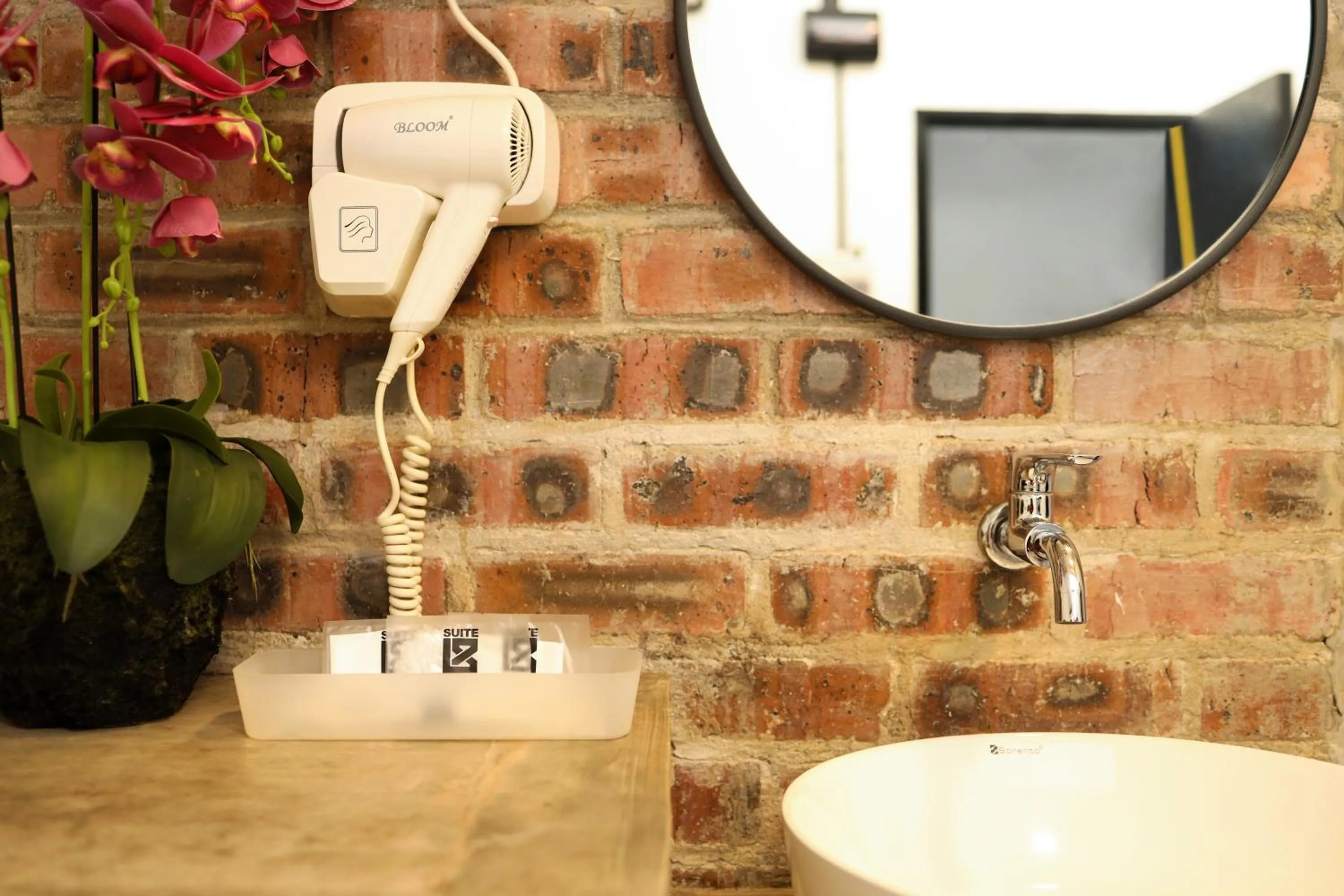 Area and facilities in Suite 18 Boutique Hotel