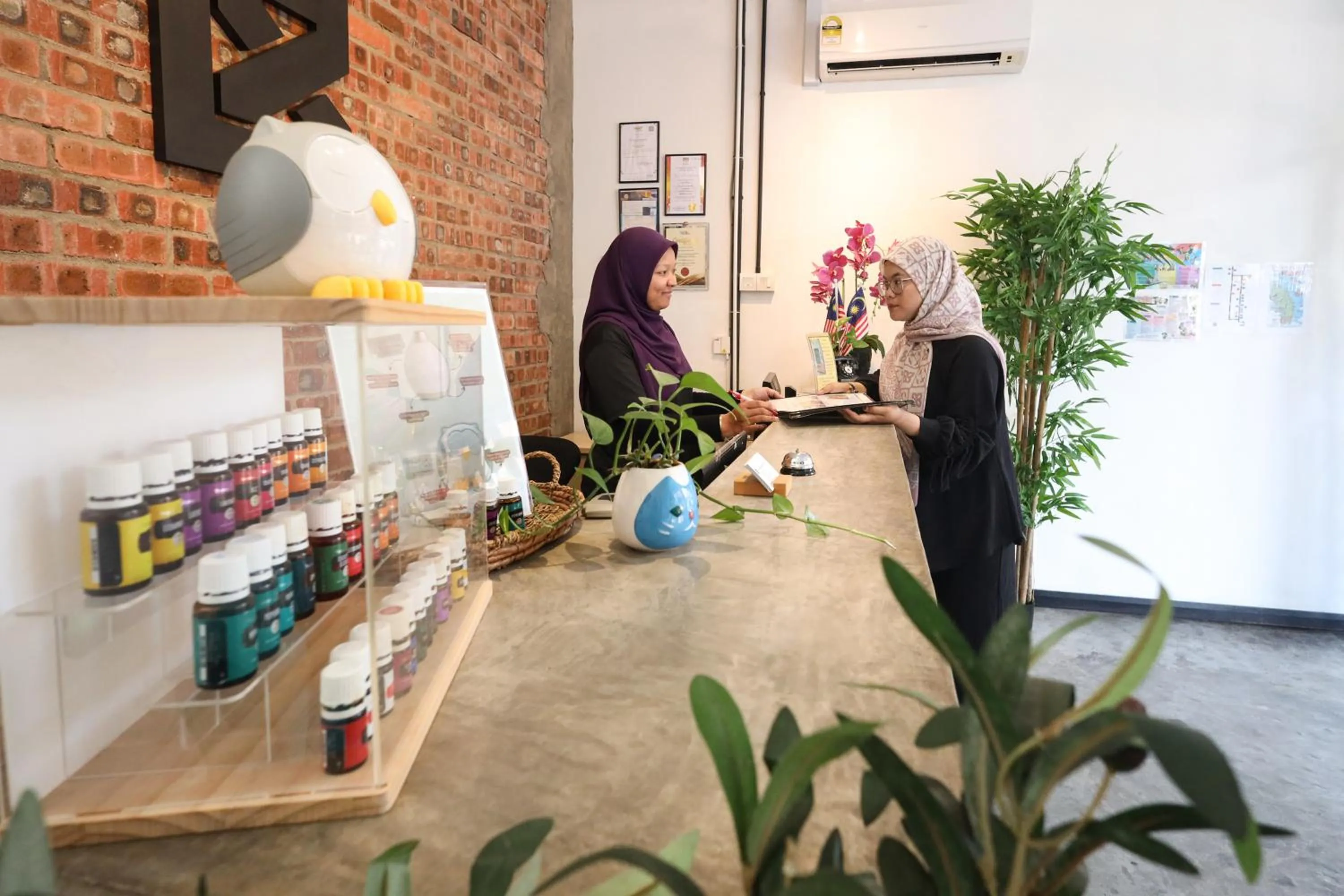 group of guests in Suite 18 Boutique Hotel