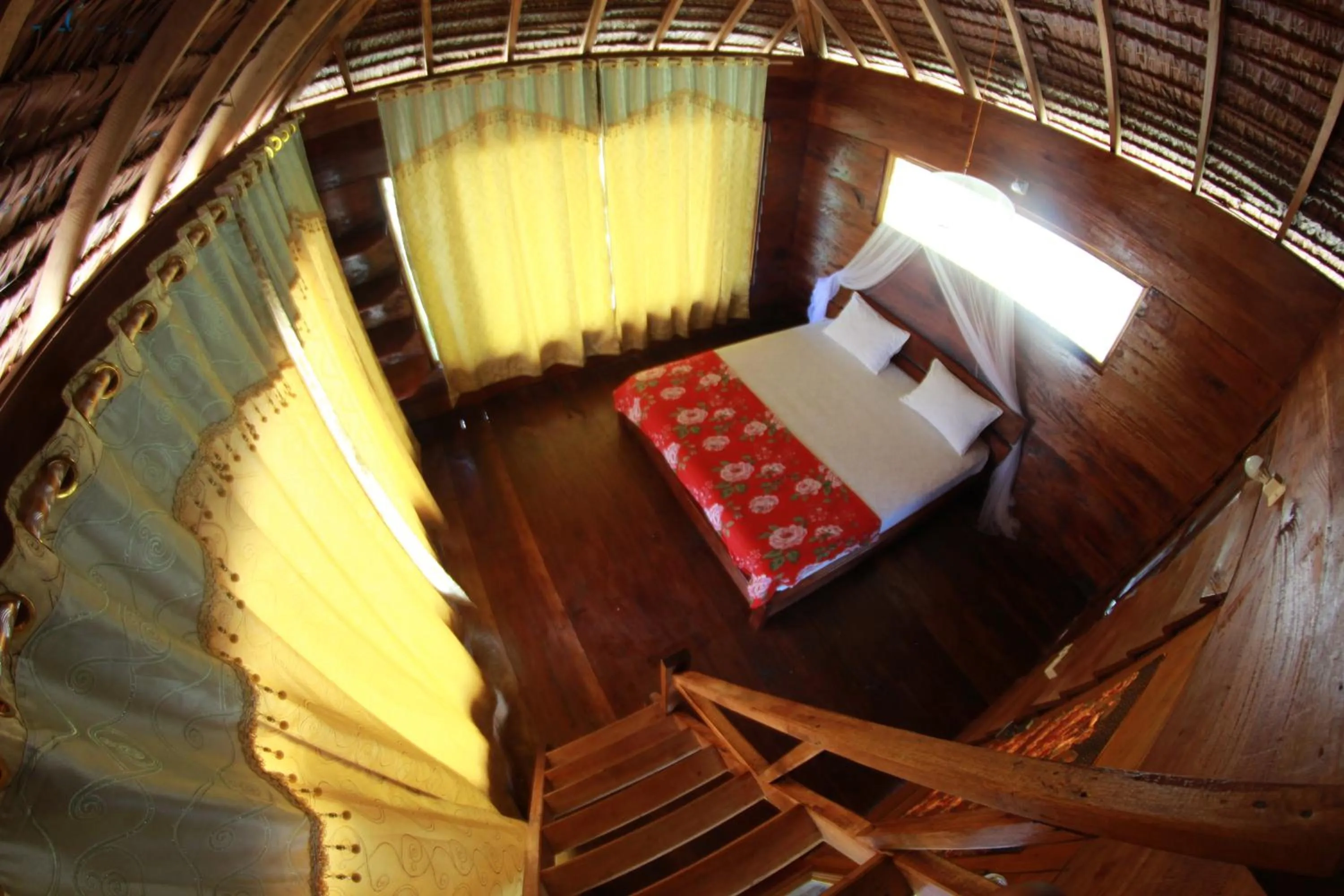 Photo of the whole room, Bed in Ricky's Beach House