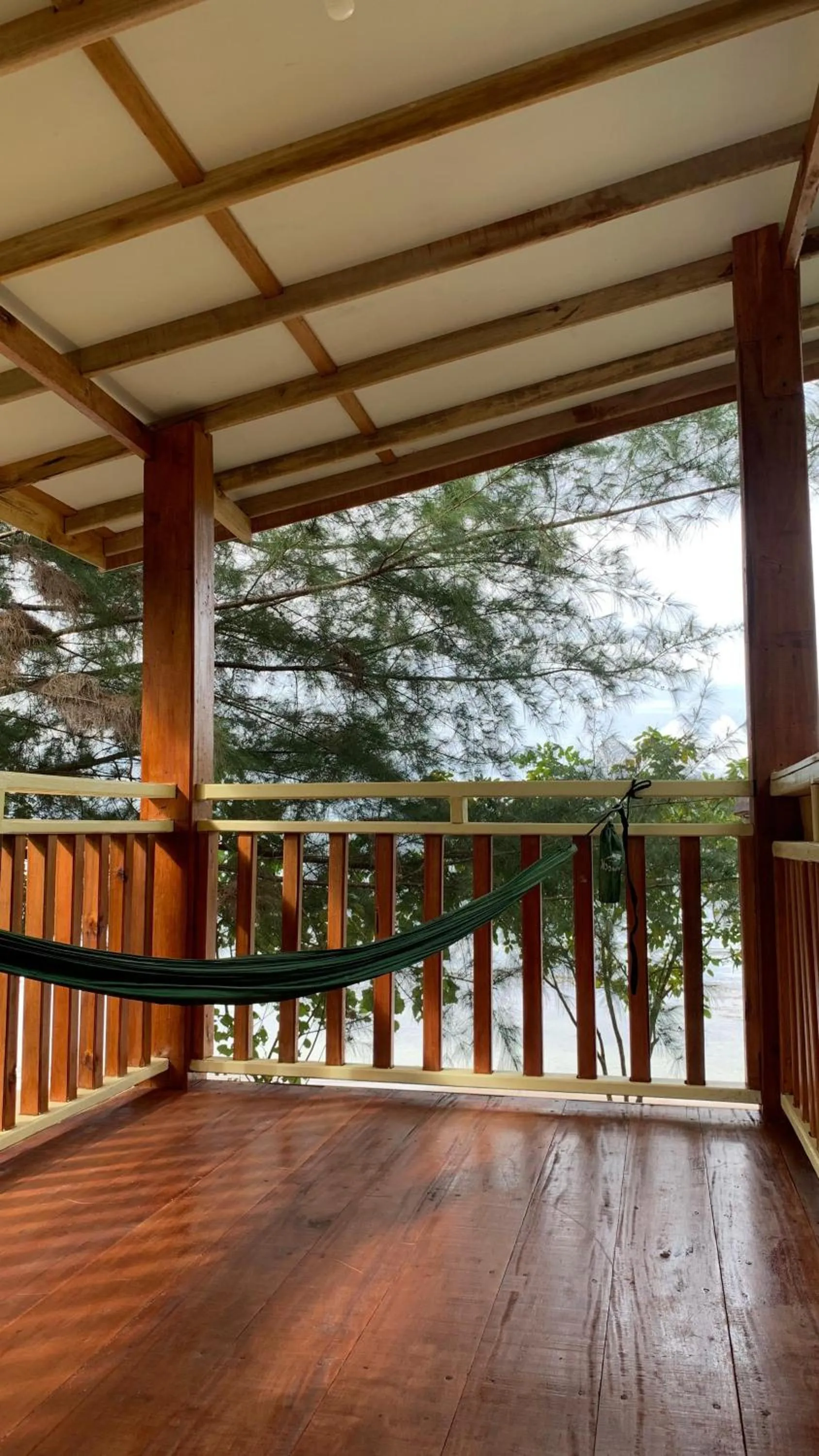 Day in Ricky's Beach House