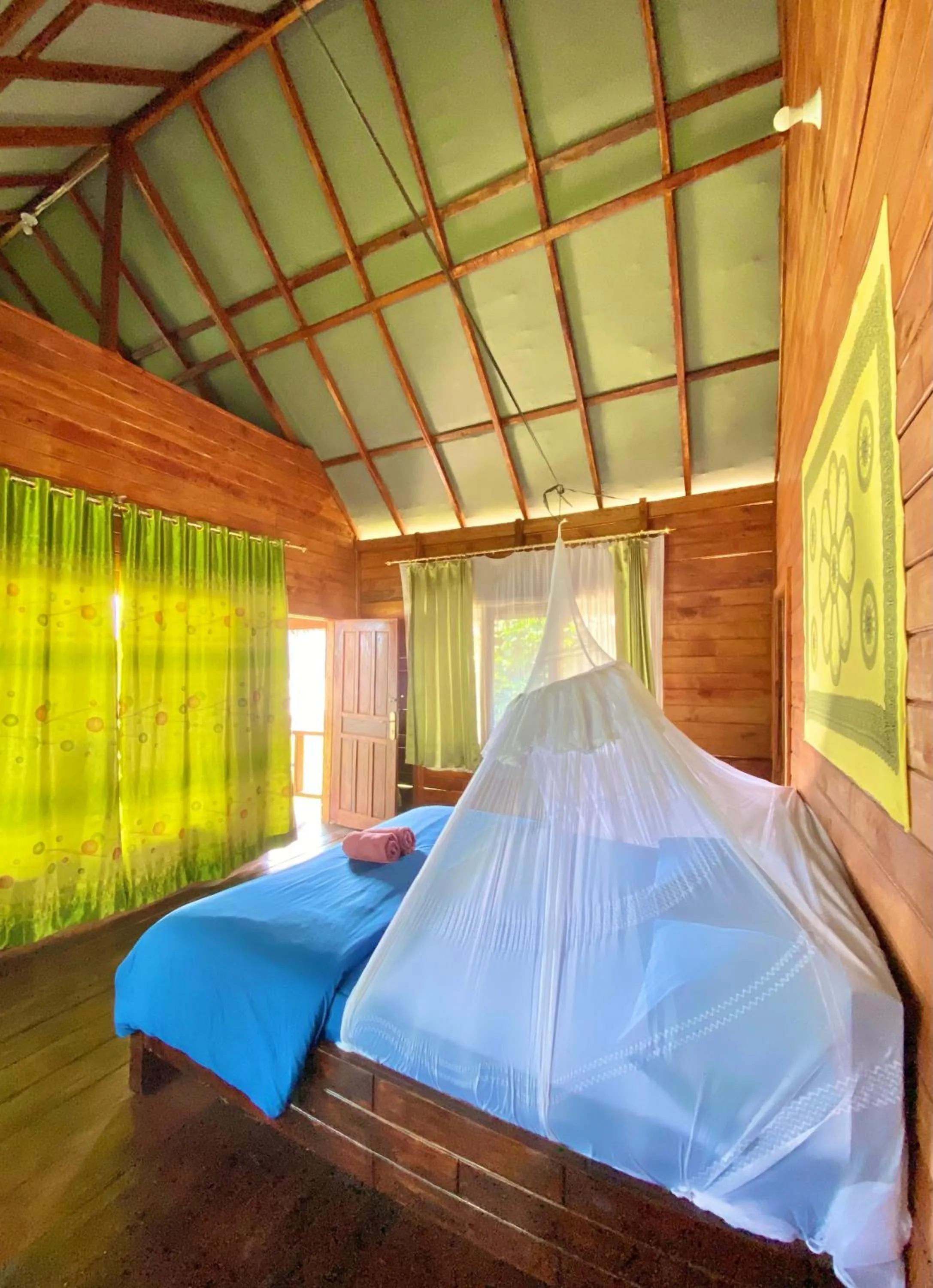 Bedroom, Bed in Ricky's Beach House