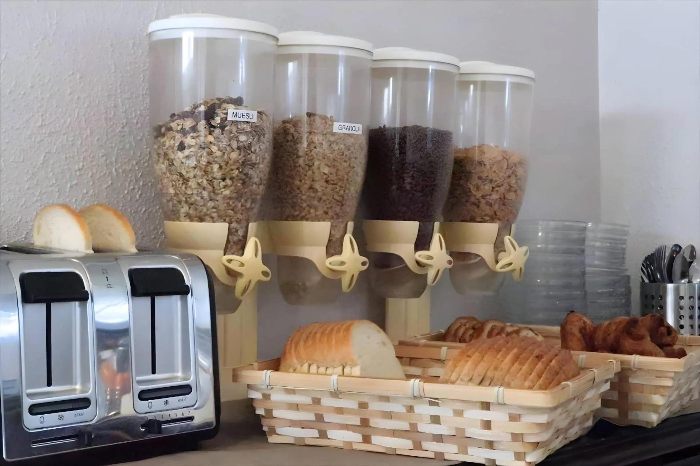Breakfast in Hotel Adoma