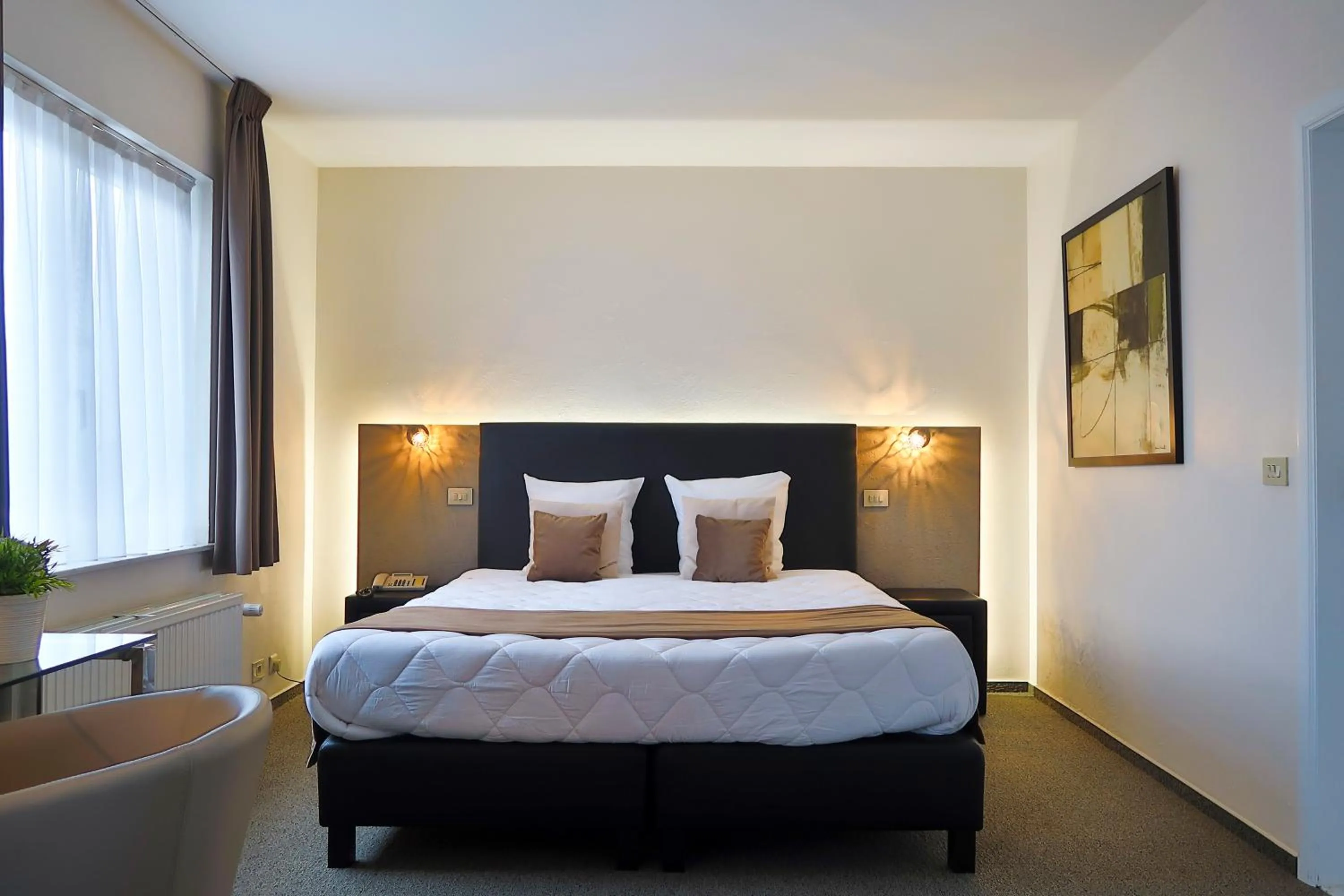 Photo of the whole room, Bed in Hotel Adoma