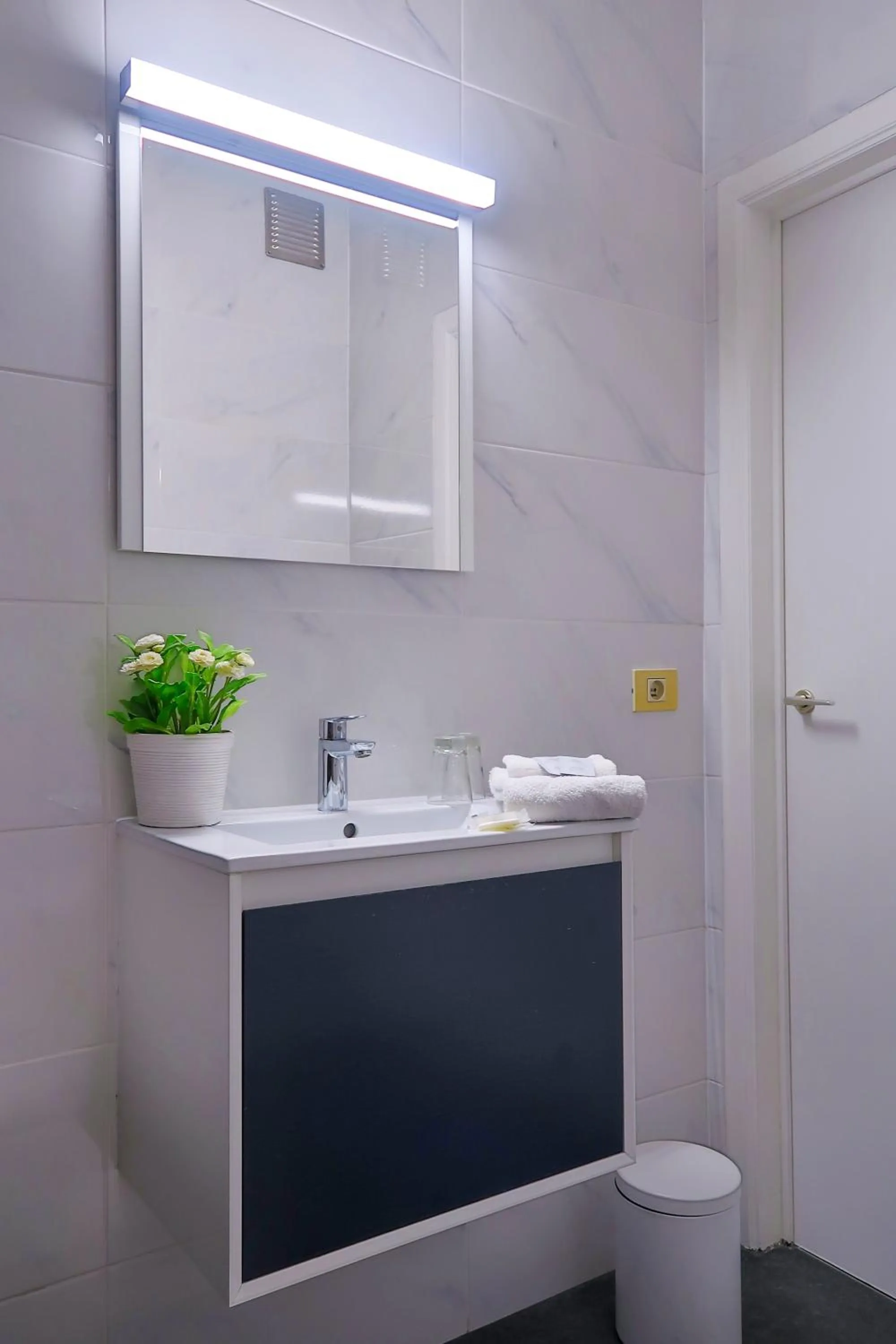 Bathroom in Hotel Adoma