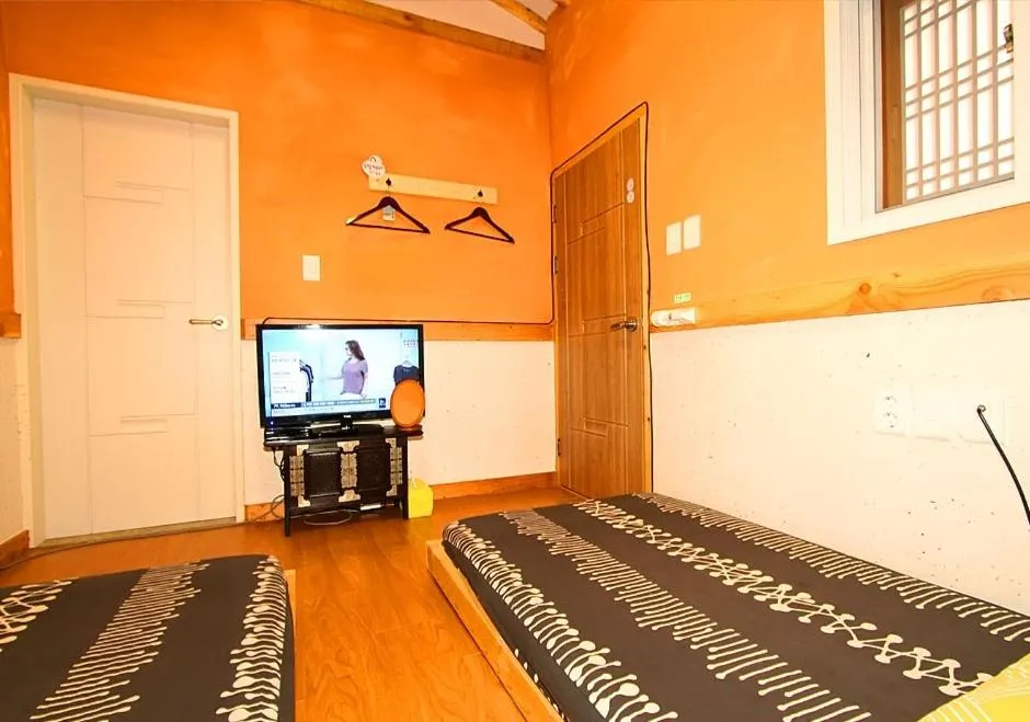 Bed in Dorandoran Guesthouse