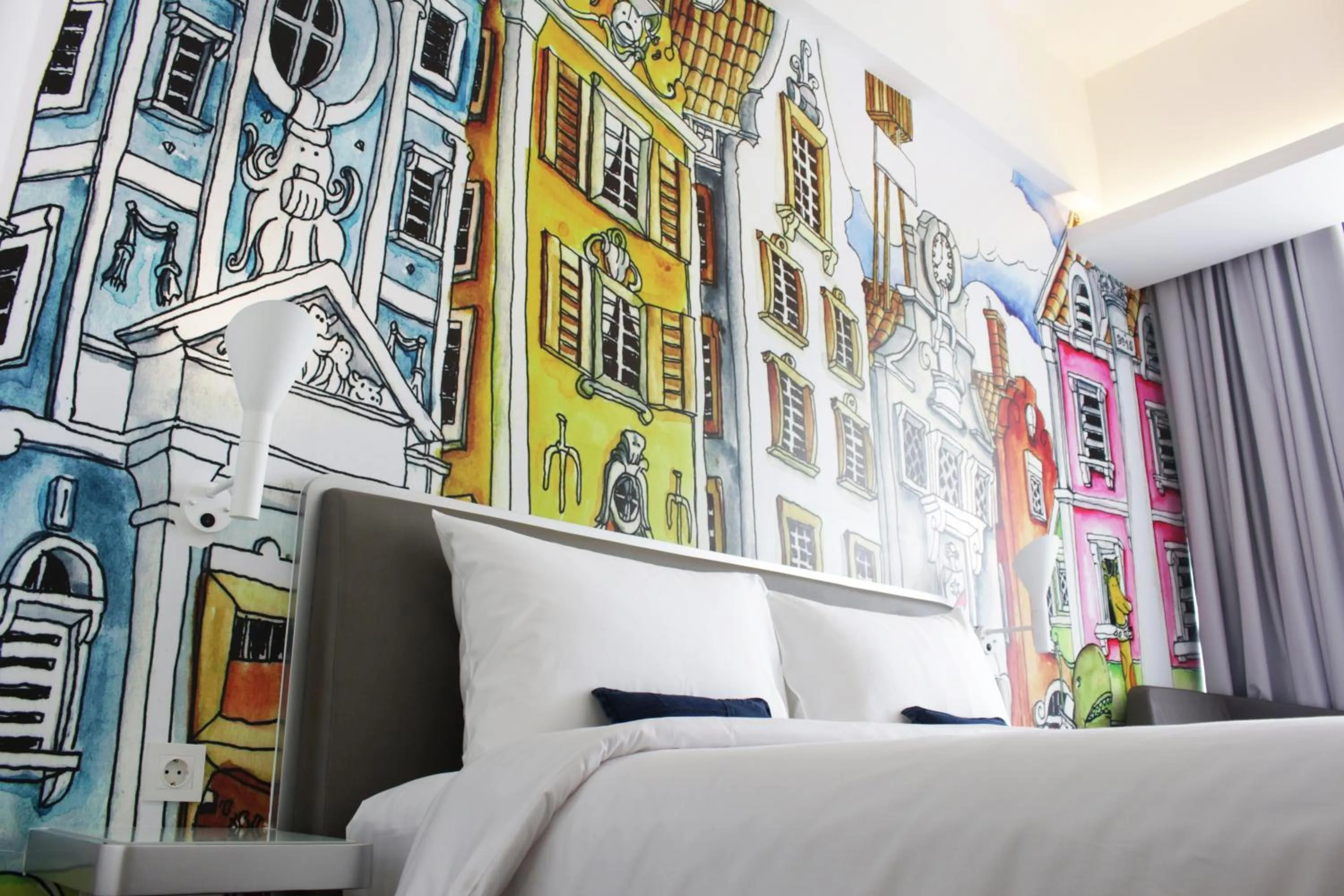 Bedroom, Bed in YELLO Hotel Harmoni