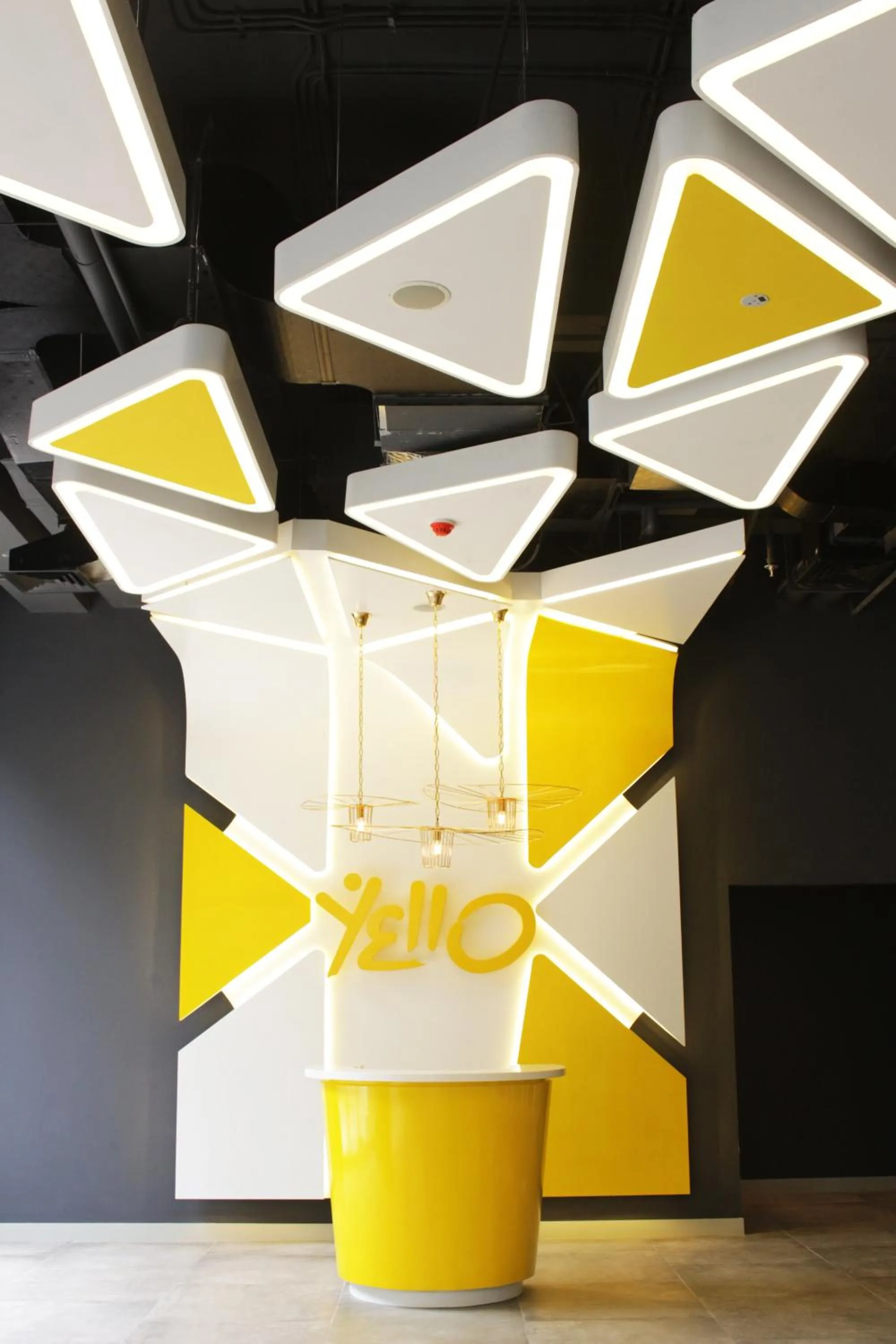 Lobby or reception in YELLO Hotel Harmoni