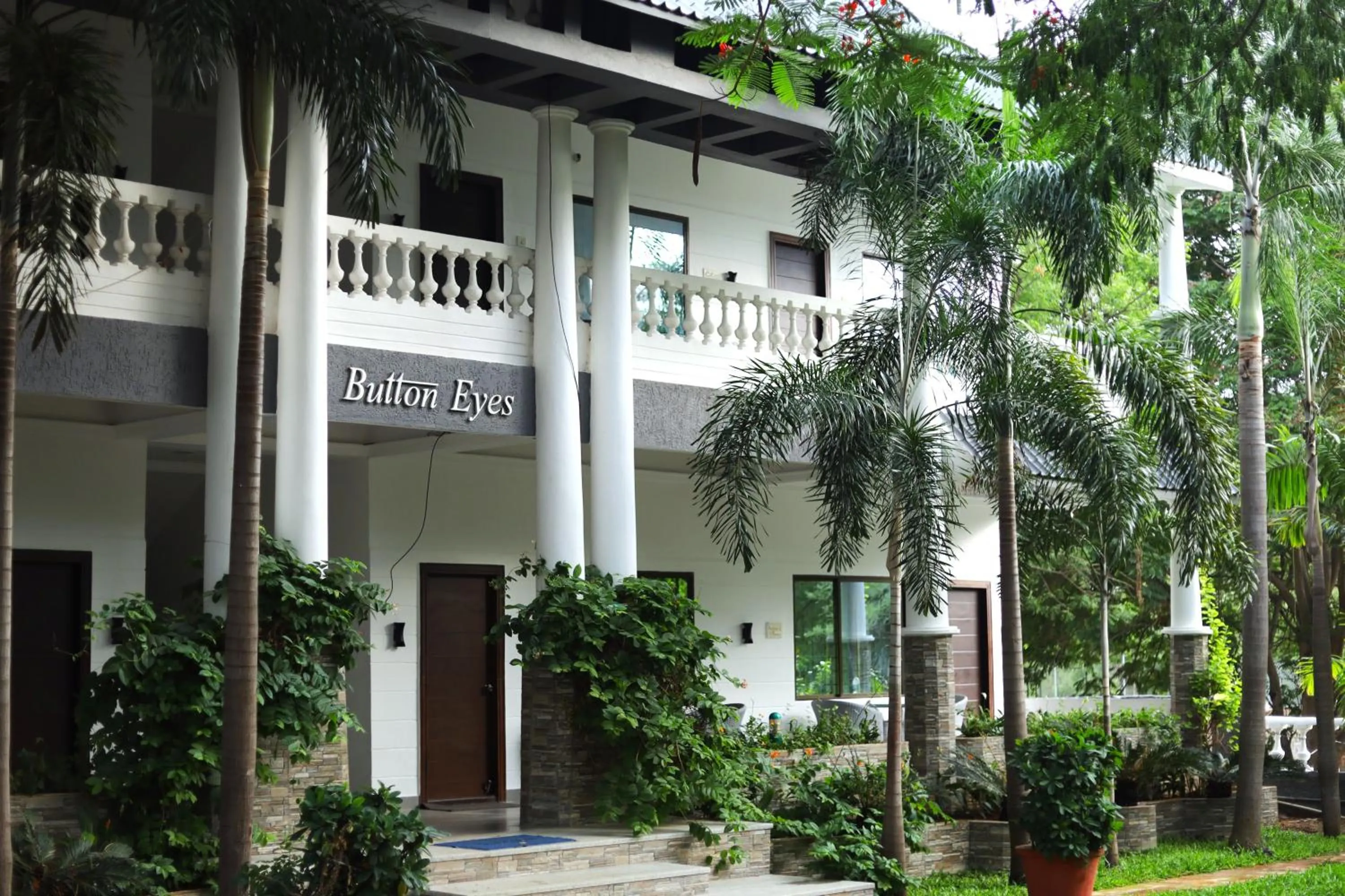 Button Eyes Resort - Pet friendly