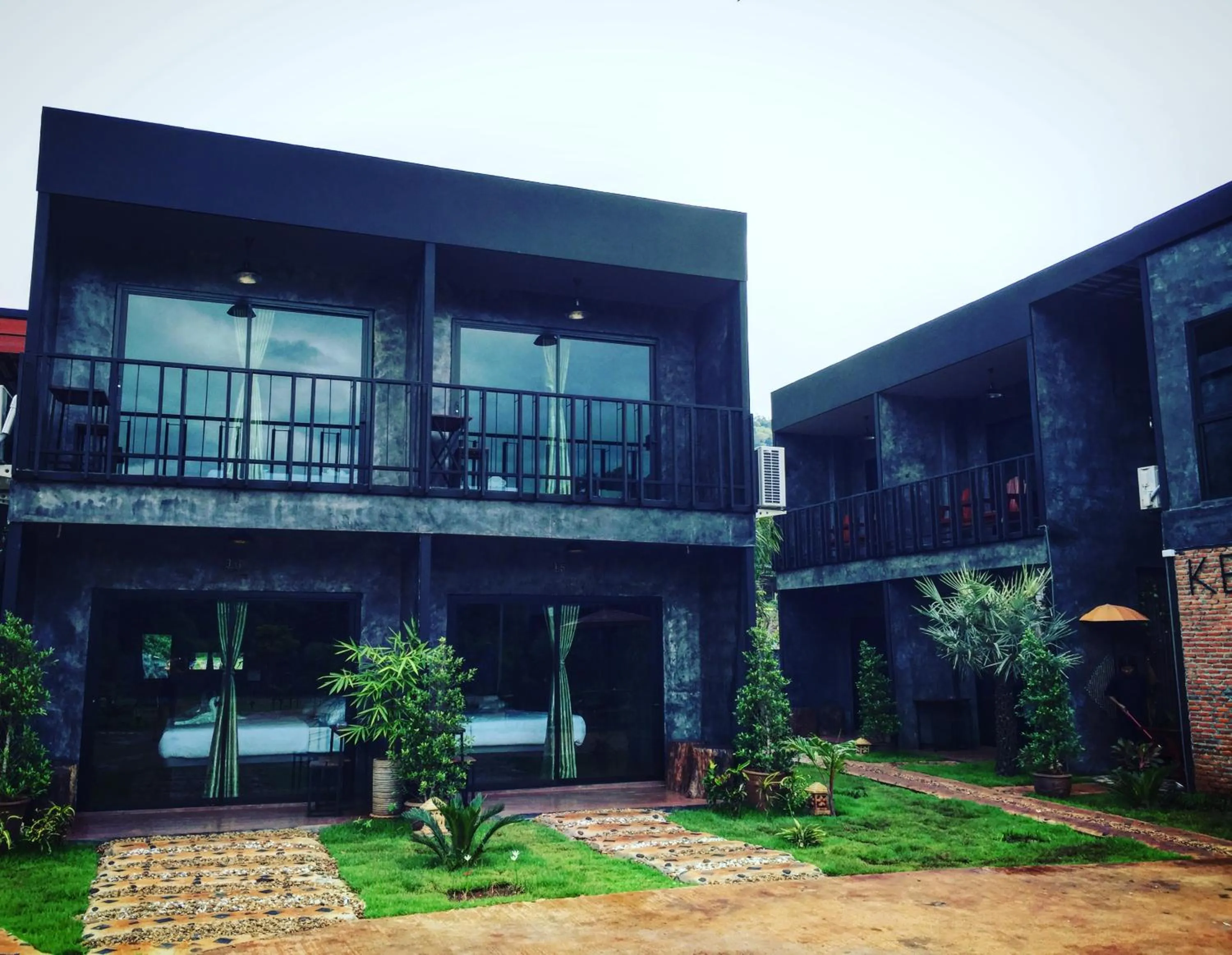 Property building in Keeree Loft Resort คีรีลอฟท์รีสอร์ท