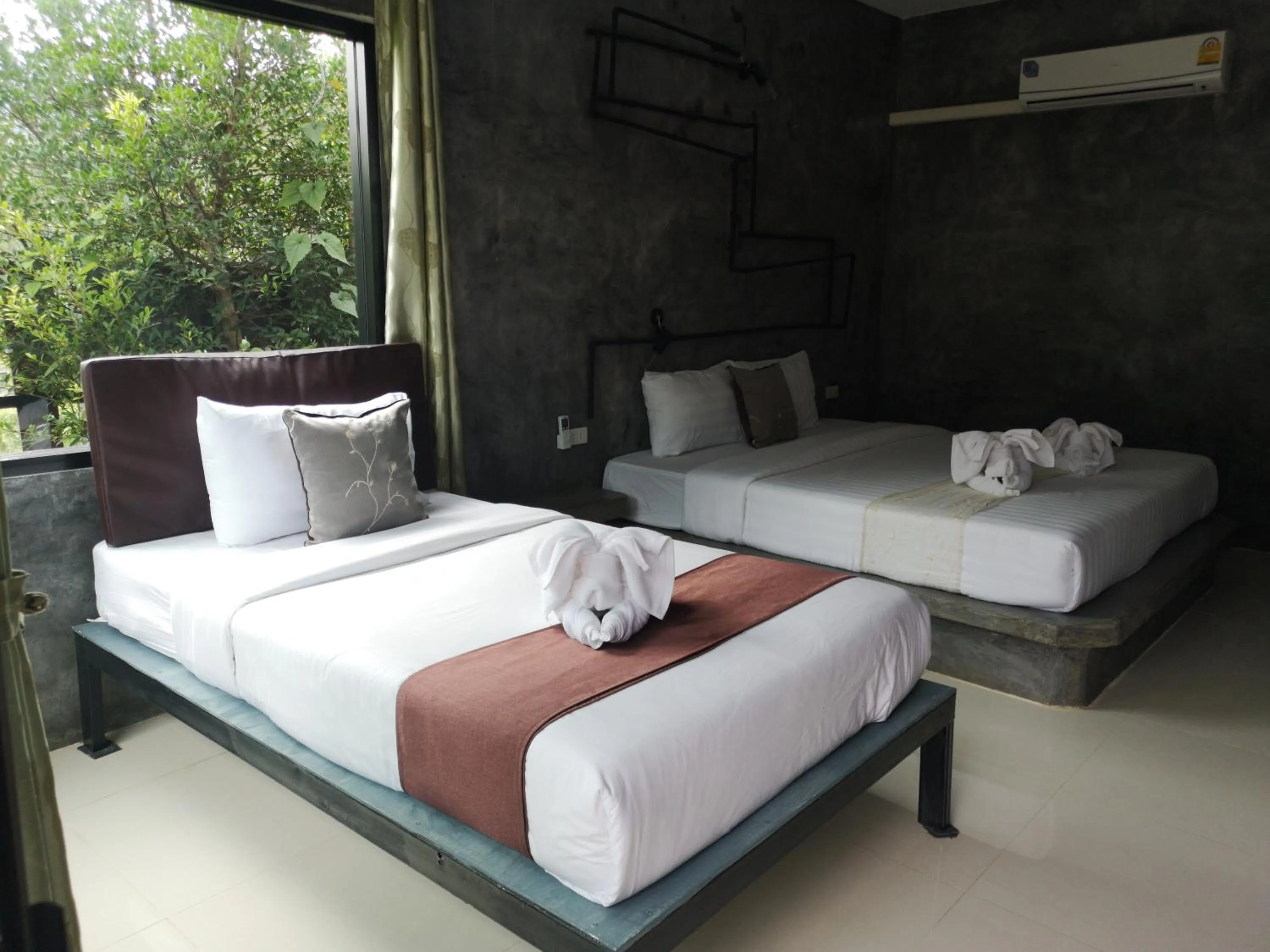 Bed in Keeree Loft Resort คีรีลอฟท์รีสอร์ท