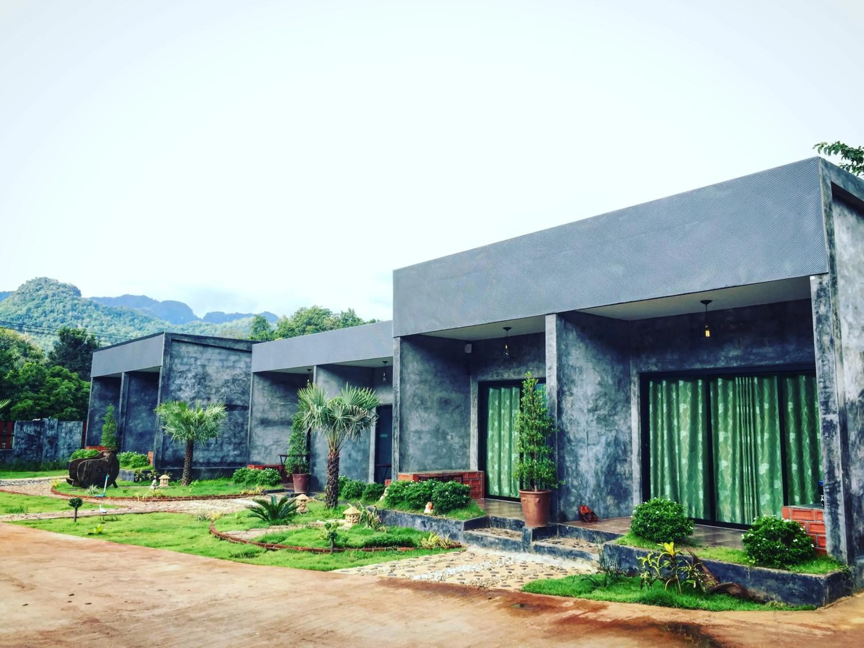 Property building in Keeree Loft Resort คีรีลอฟท์รีสอร์ท