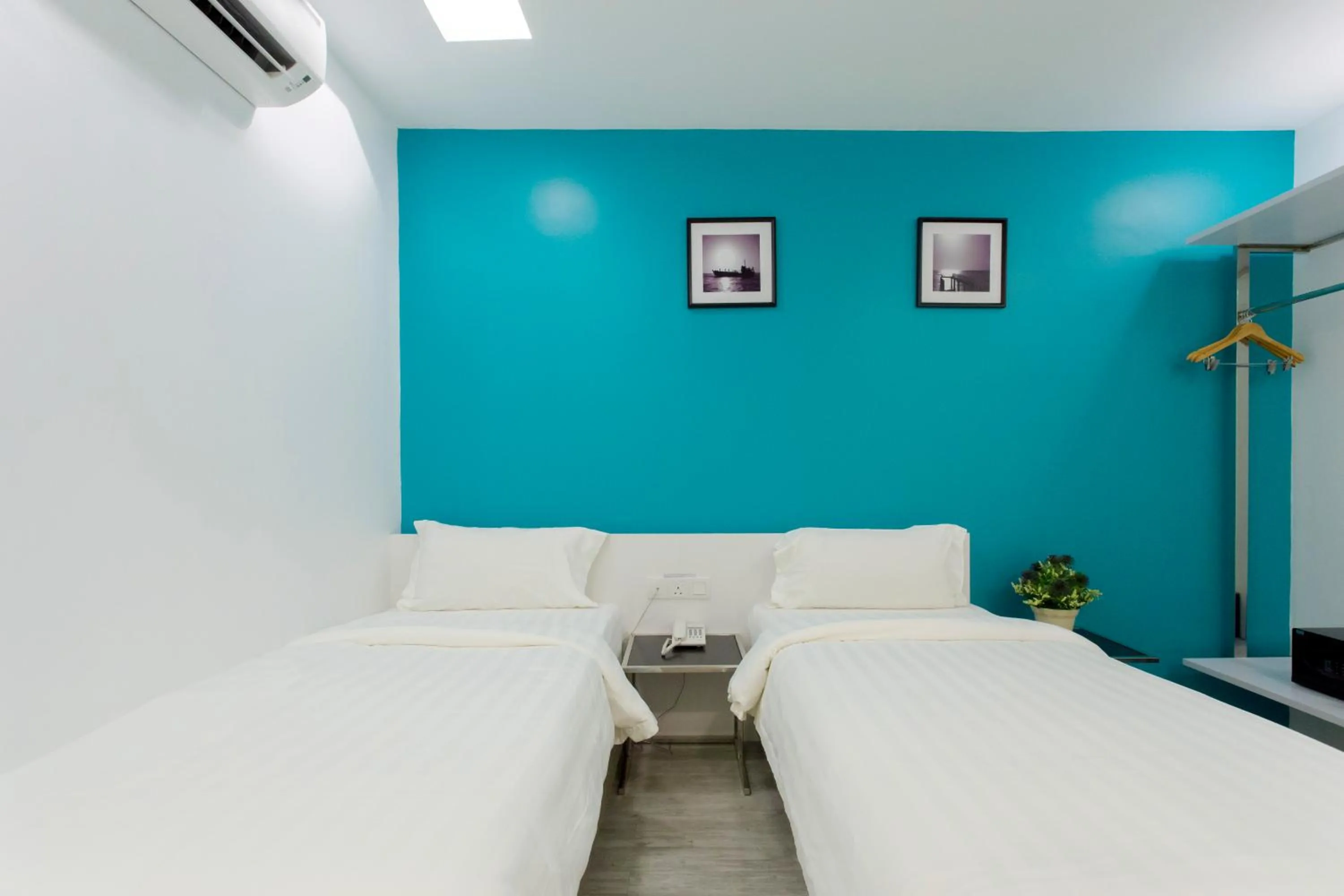 Bedroom, Bed in Aloha Hotel SDN BHD