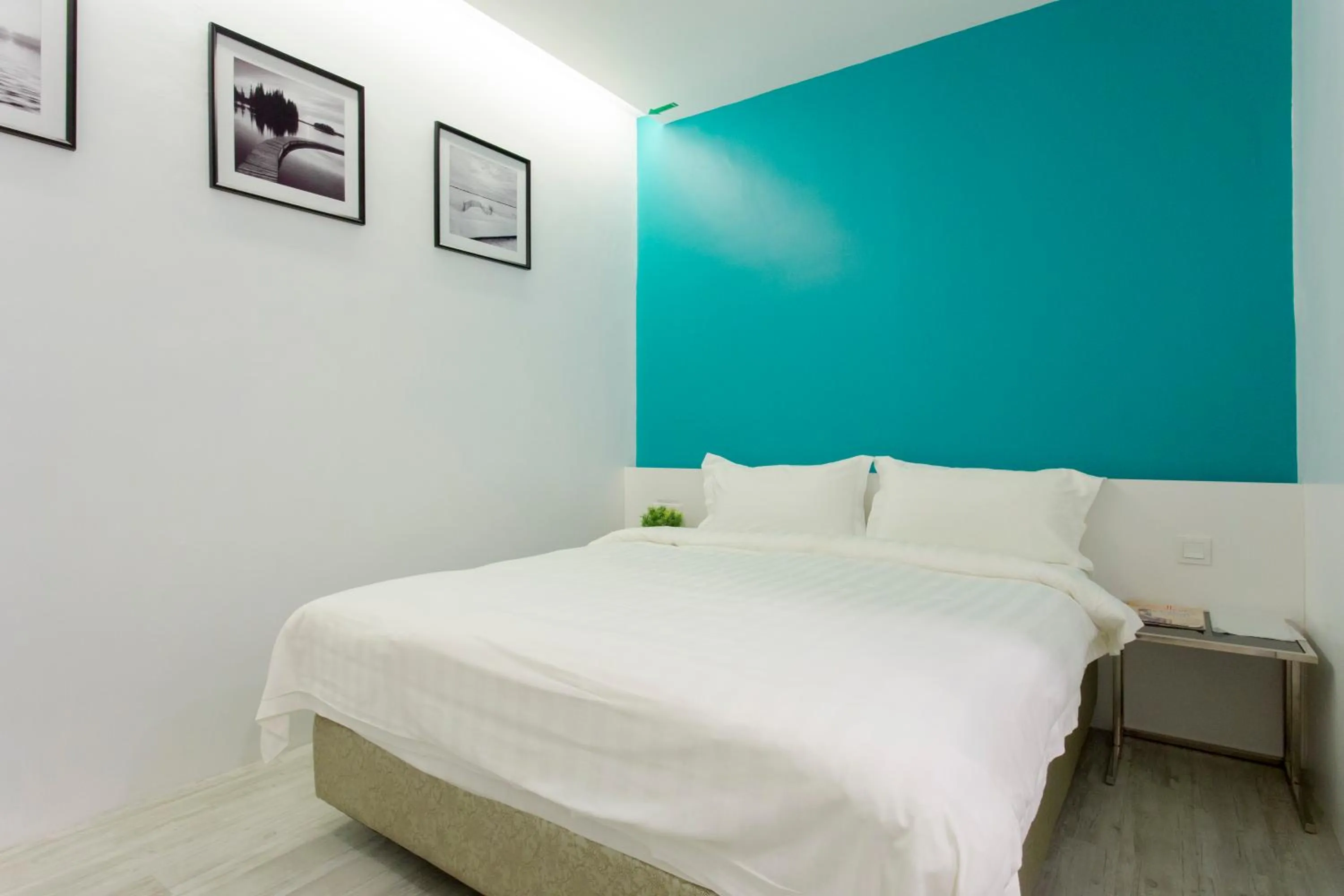 Bedroom, Bed in Aloha Hotel SDN BHD