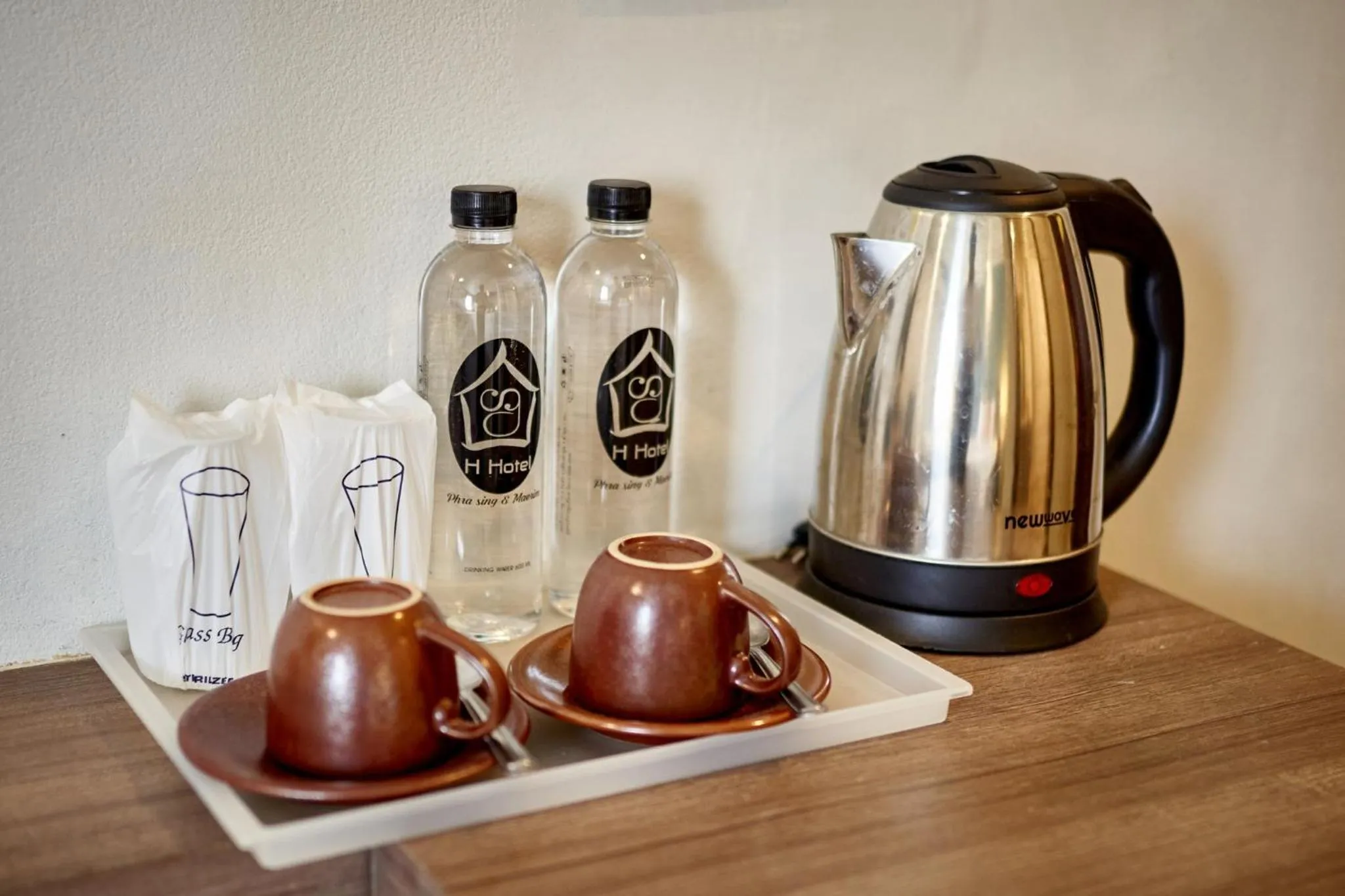 Bed in H Hotel Phrasing