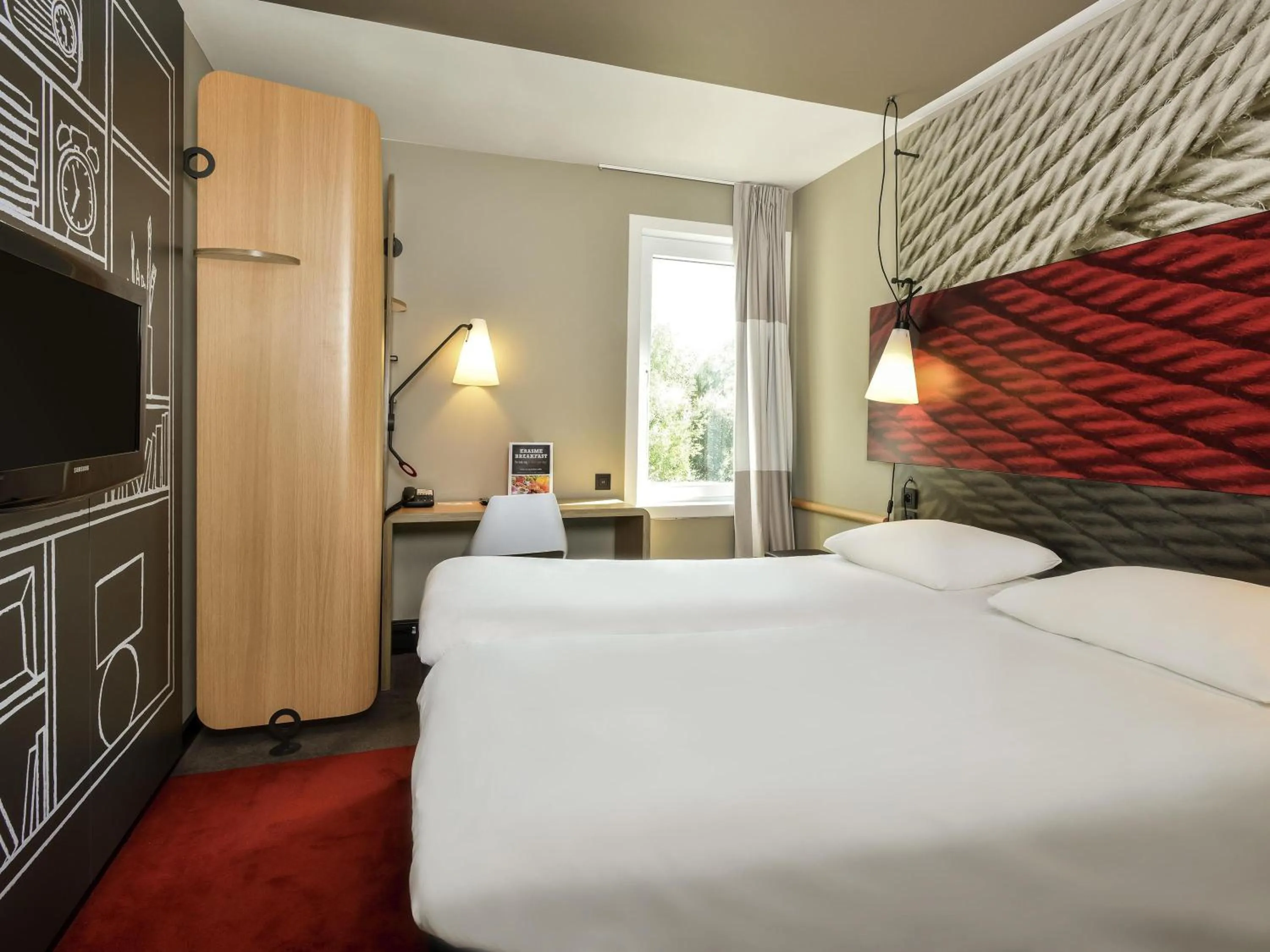 Bedroom, Bed in Ibis Brussels Erasmus