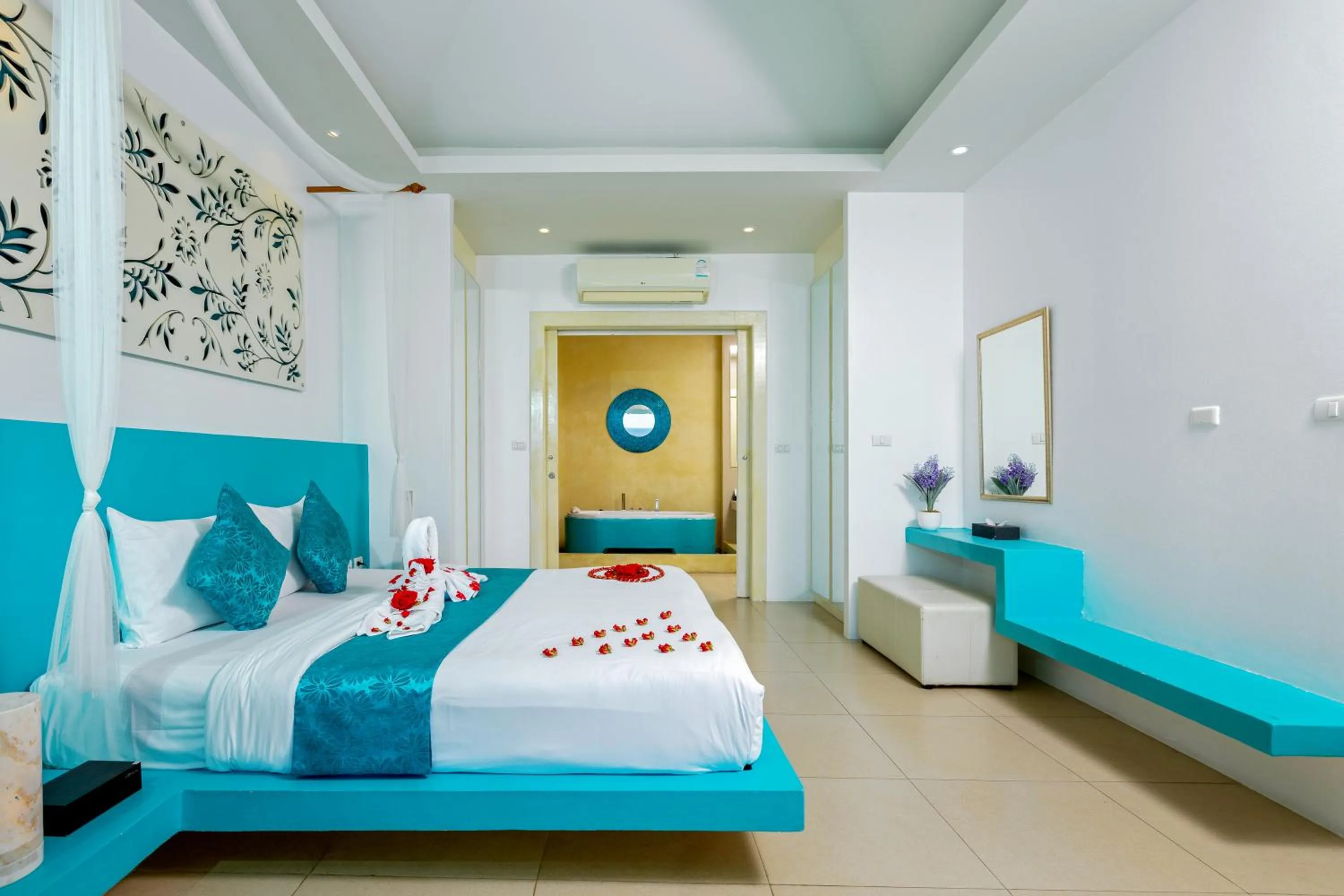 Bed in Amala Grand Bleu Resort Hilltops - SHA