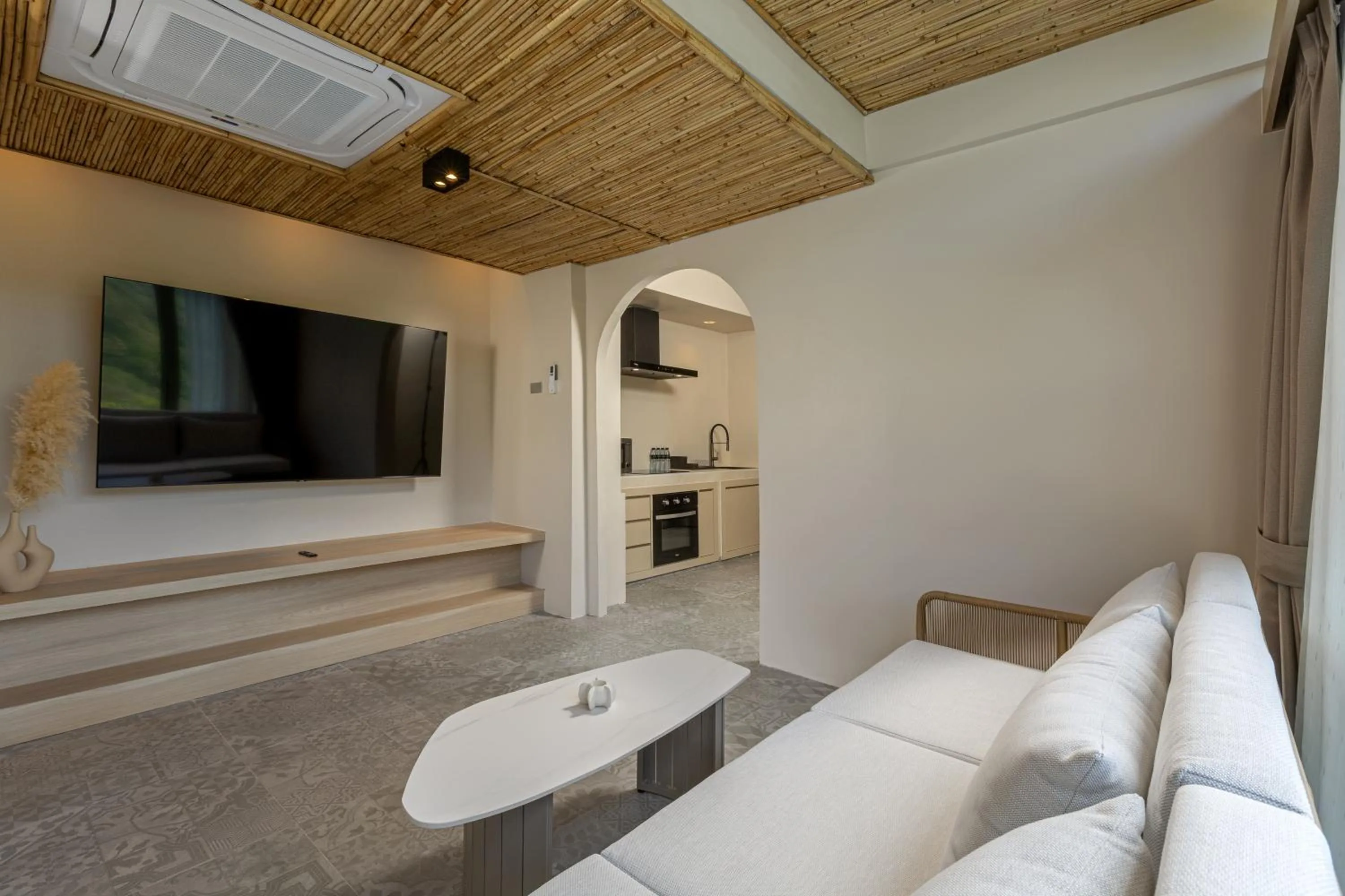 TV and multimedia in Amala Grand Bleu Resort Hilltops - SHA