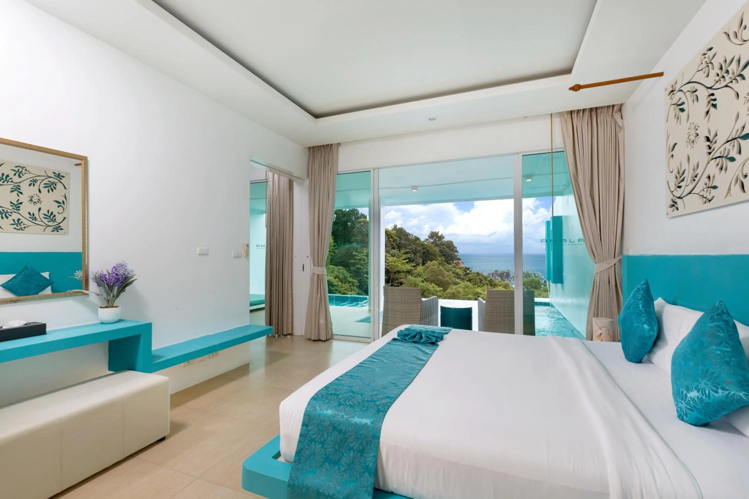 Bed in Amala Grand Bleu Resort Hilltops - SHA
