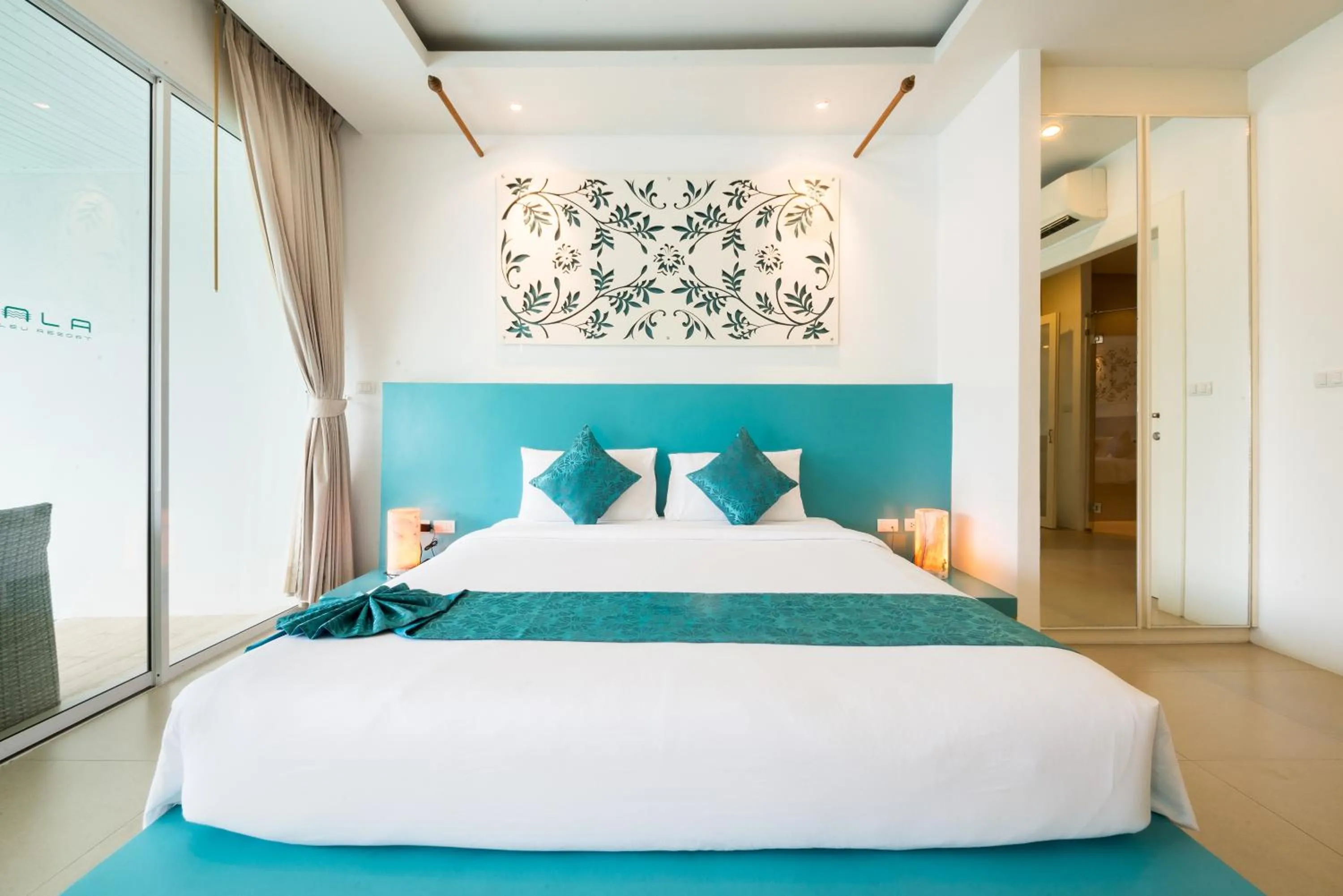 Bed in Amala Grand Bleu Resort Hilltops - SHA