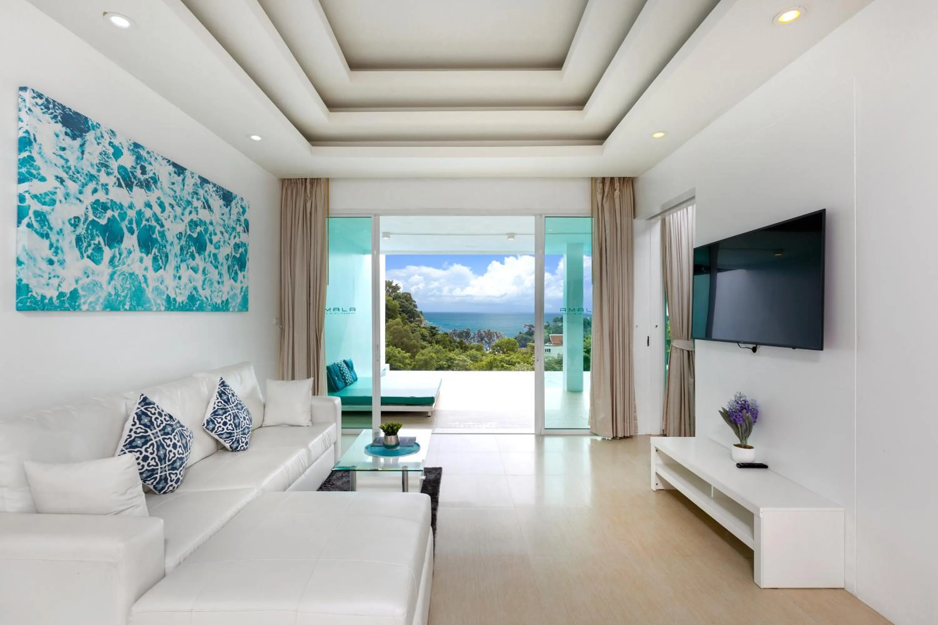 TV and multimedia in Amala Grand Bleu Resort Hilltops - SHA