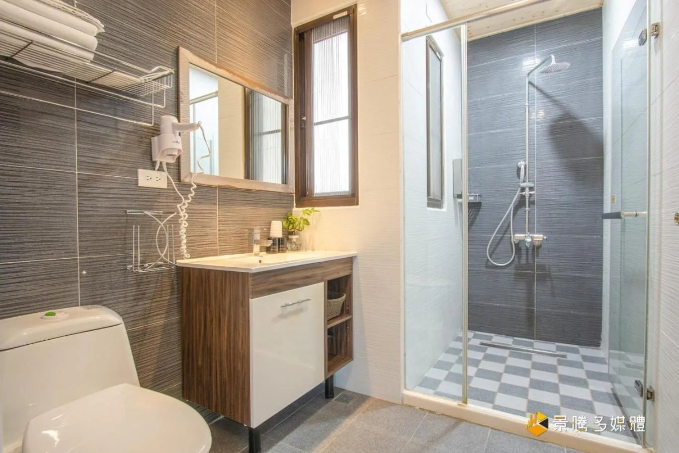 Toilet in Happiness is coming(Near Hualien Railway Station)