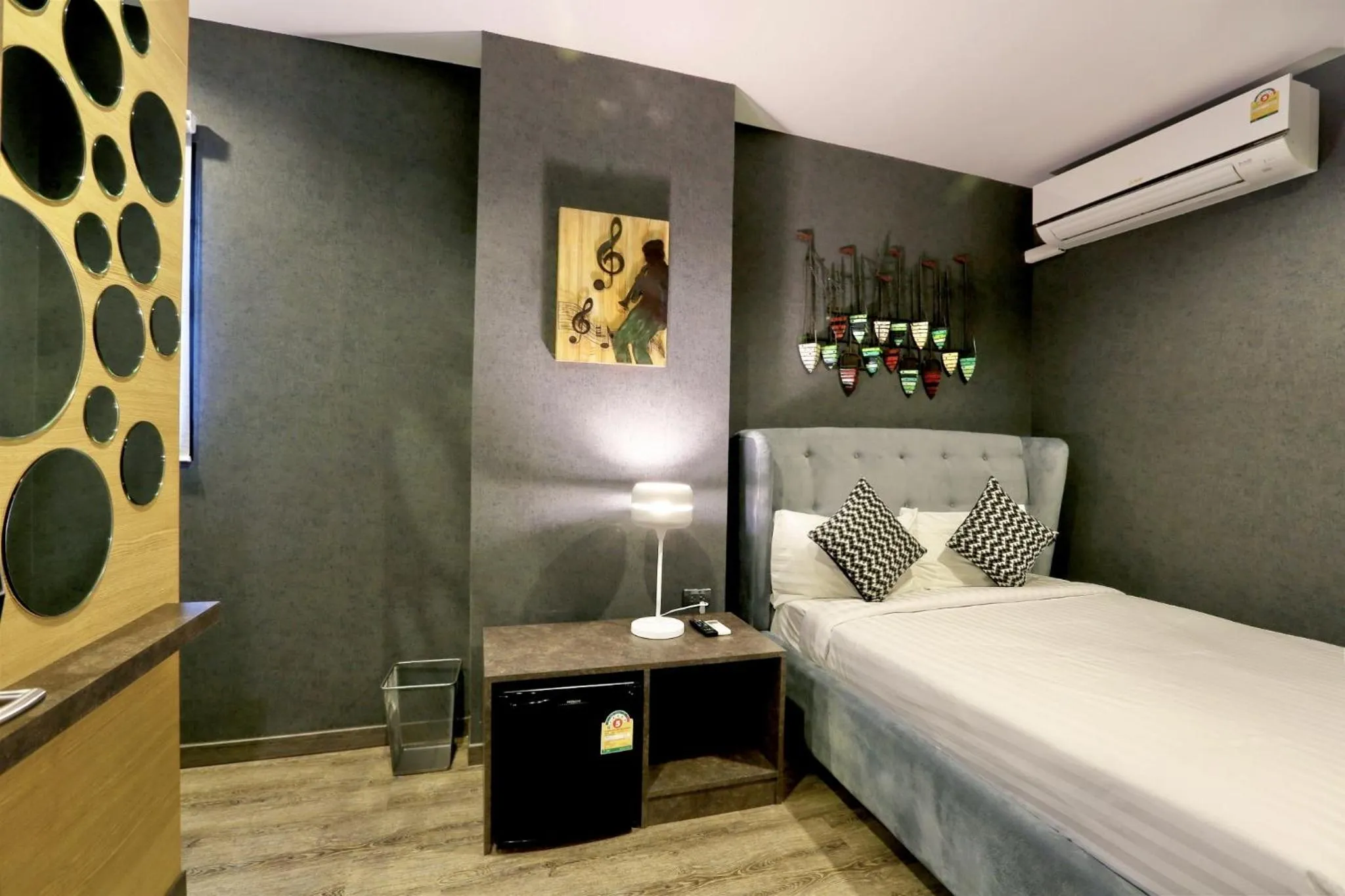 Bedroom, Bed in The Printing House Poshtel