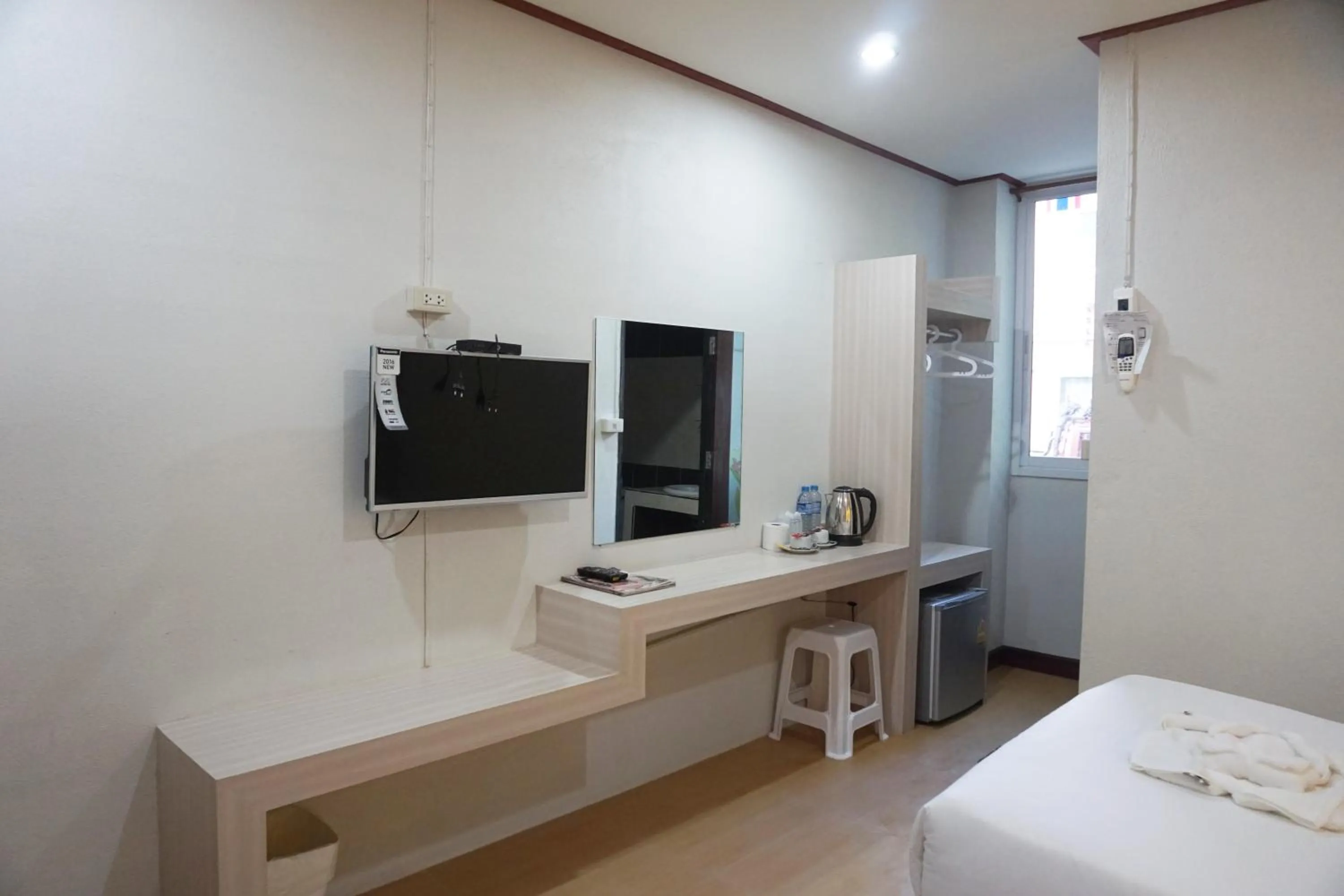 TV and multimedia, Bed in Honey Hotel Chiang Saen