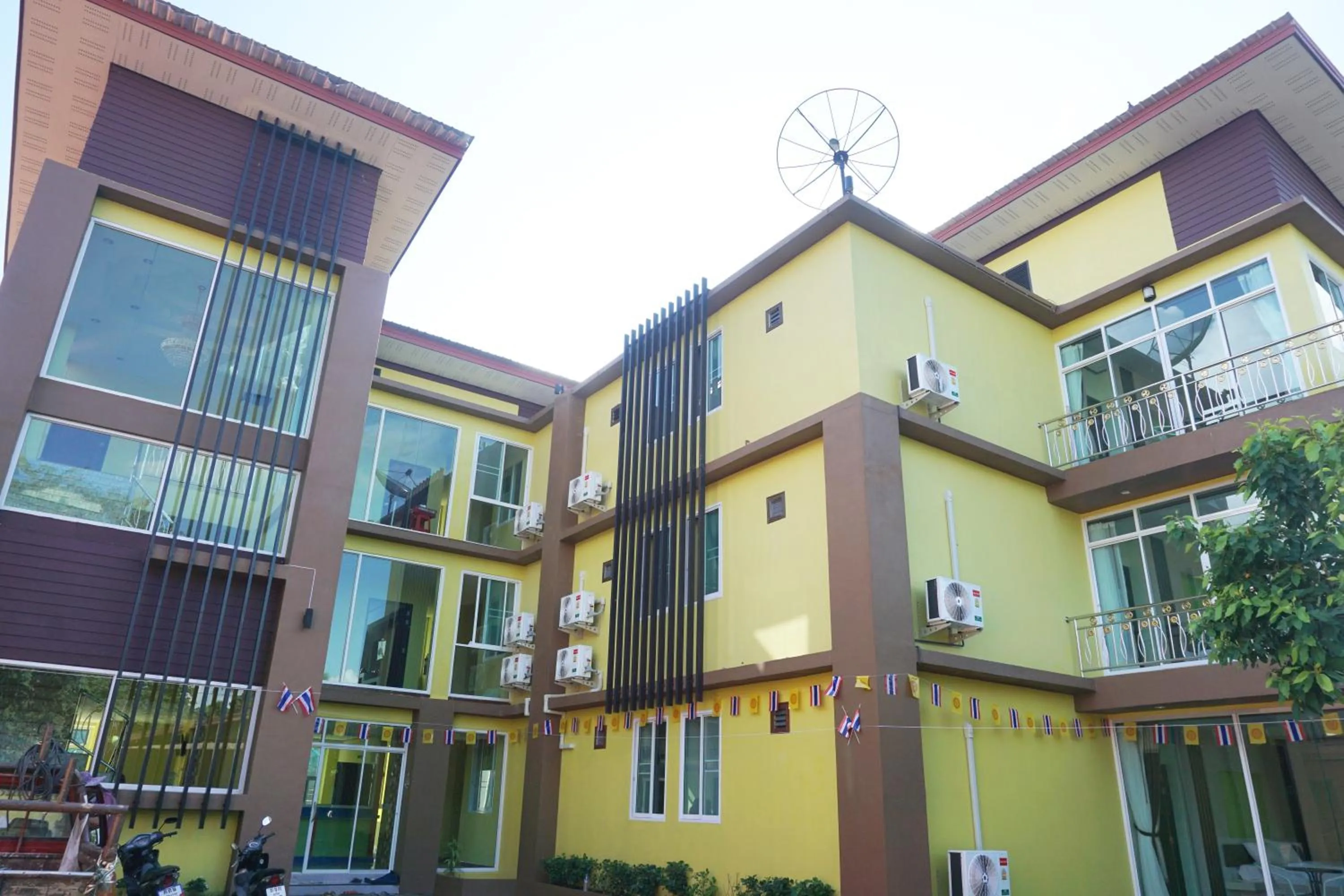 Property building in Honey Hotel Chiang Saen