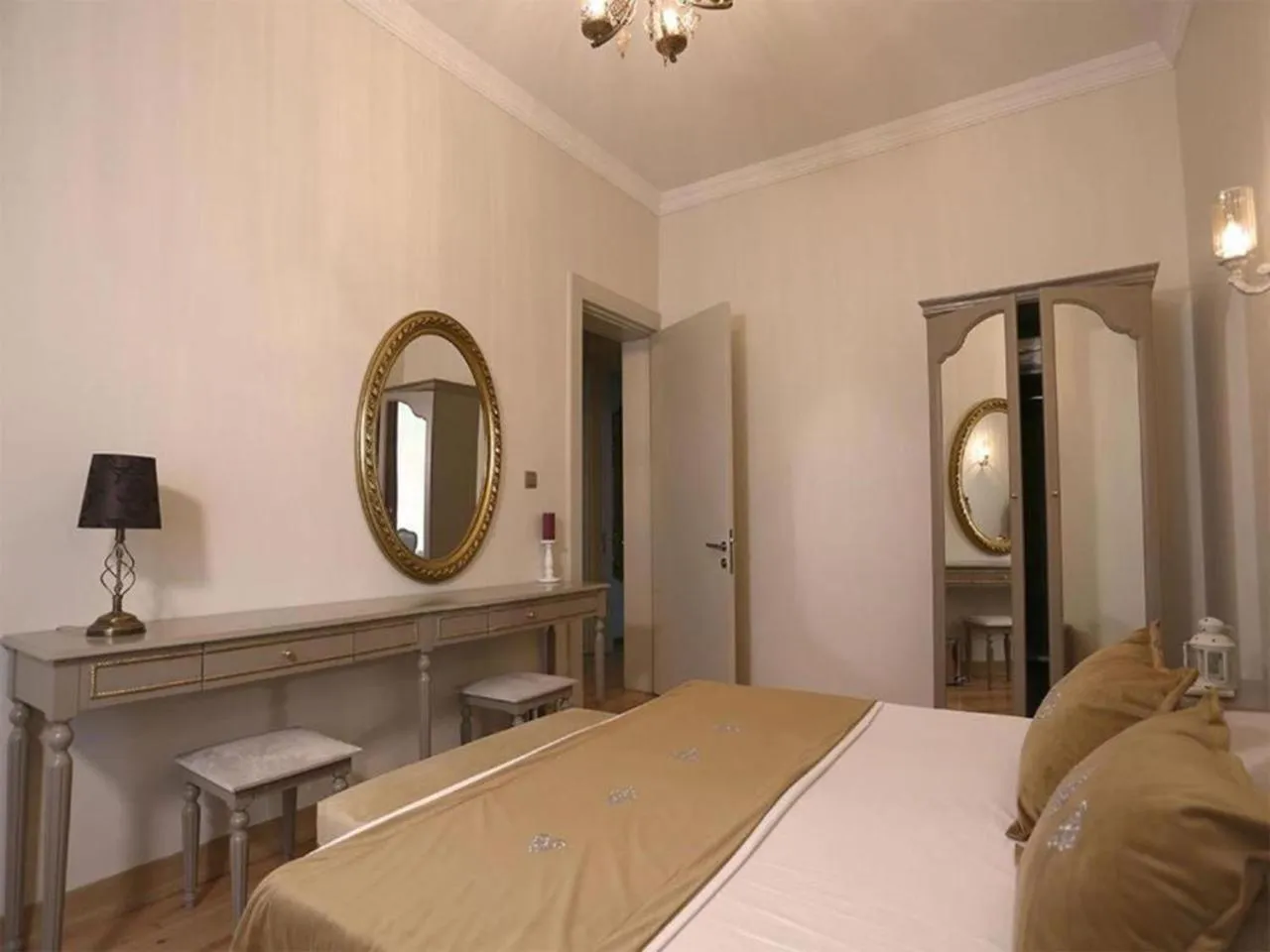 Bedroom, Bed in Taksim Green Star Hotel