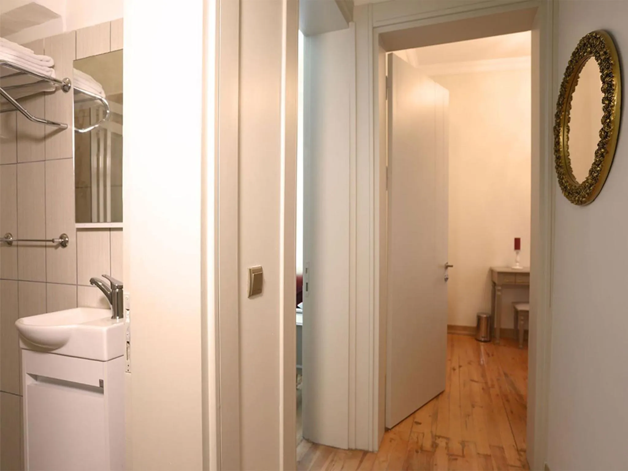 Shower in Taksim Green Star Hotel