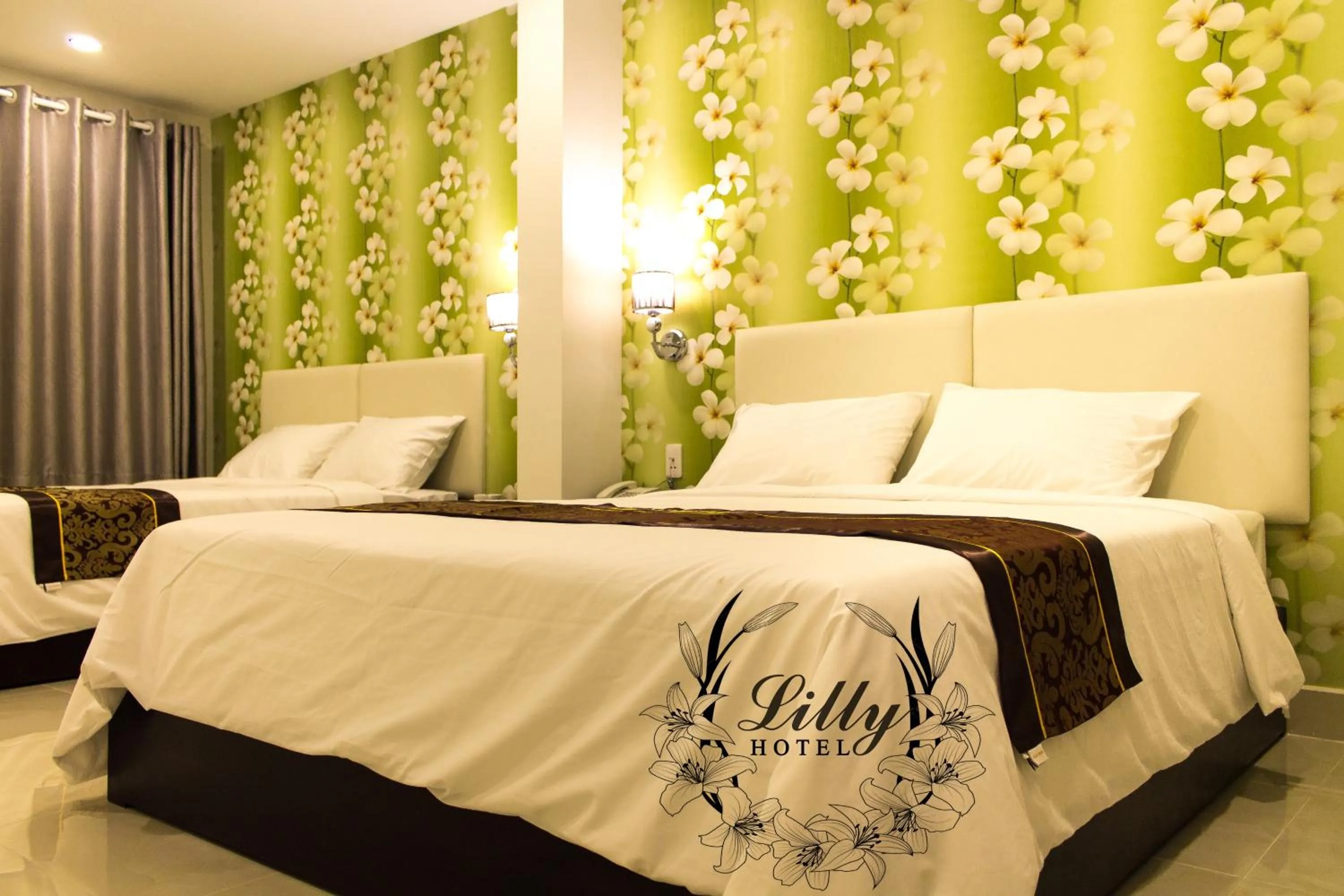 Bed in Lilly Hotel