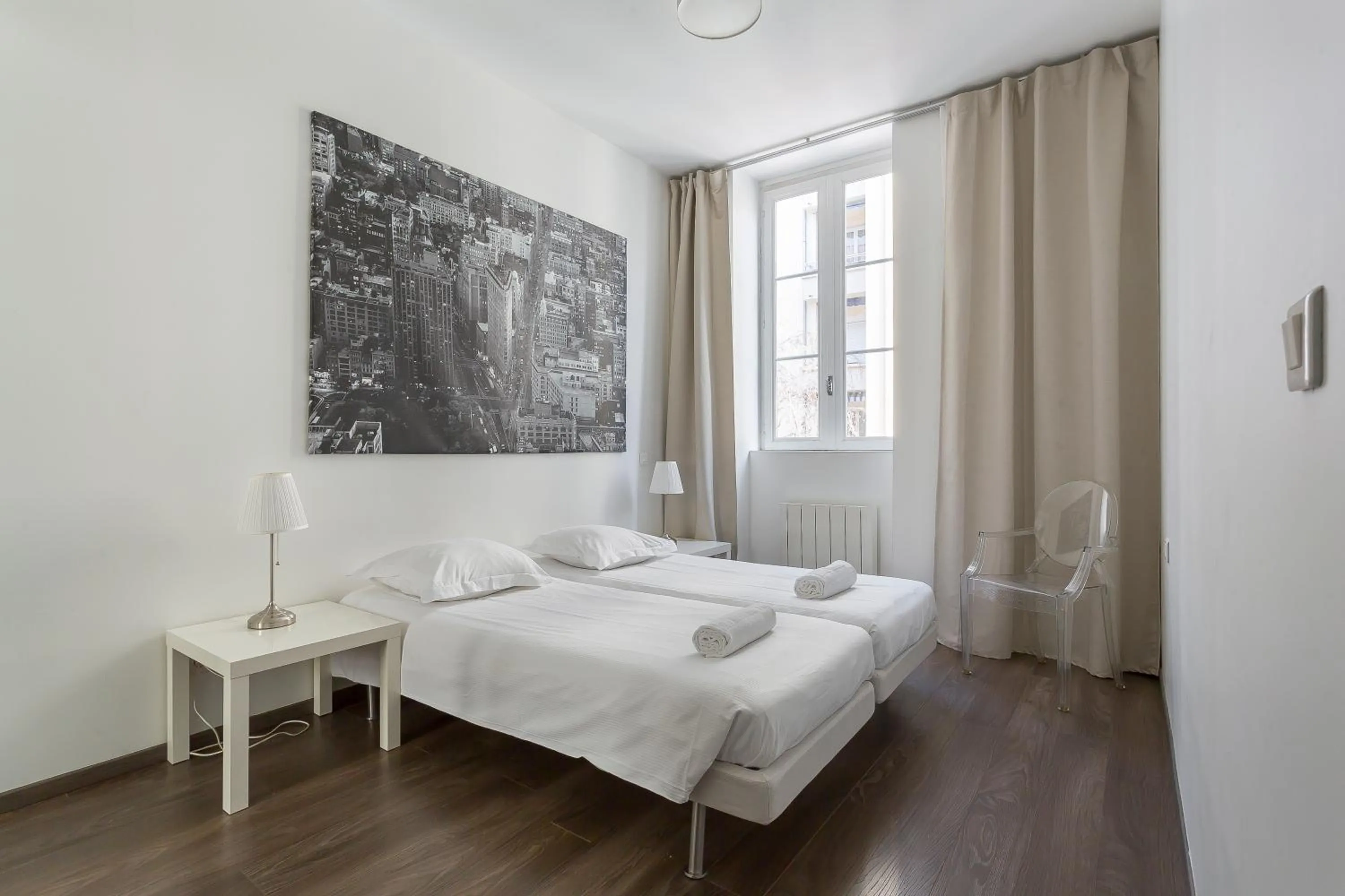 Bedroom in LE JACQUARD Garage Lyon Centre pour 2 à 8 pers