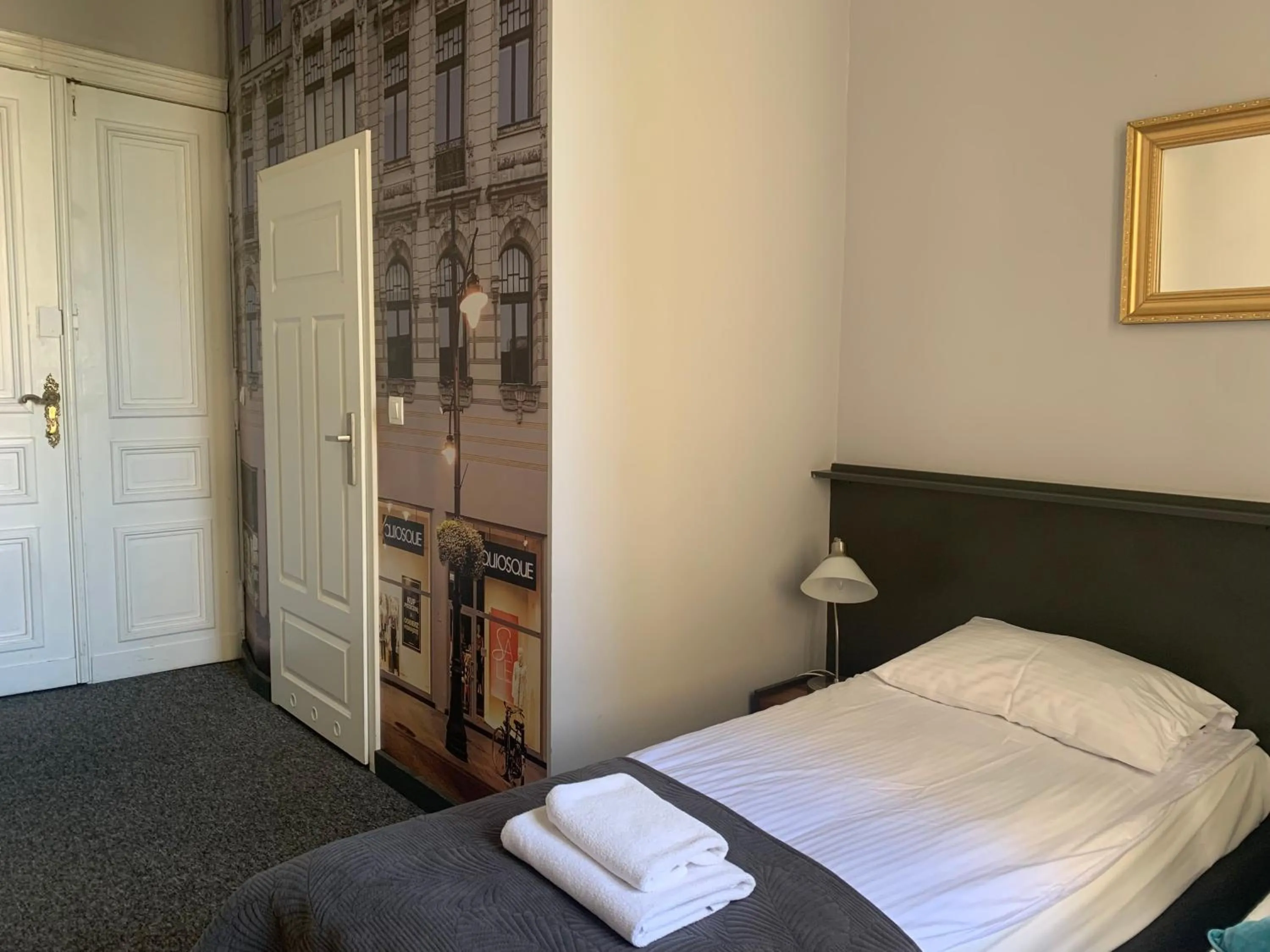 Bedroom, Bed in Good Time Residence