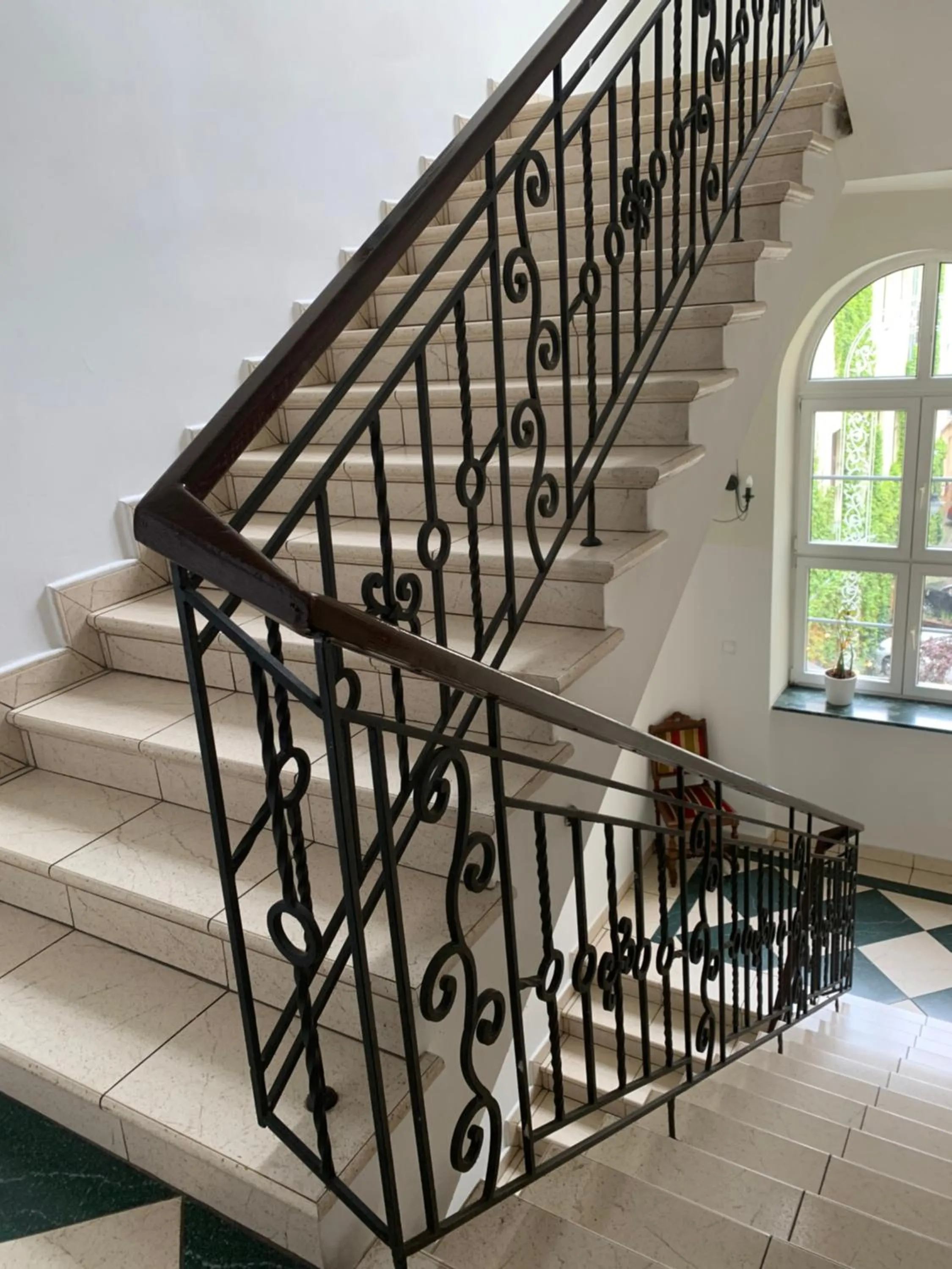 Decorative detail in Good Time Residence