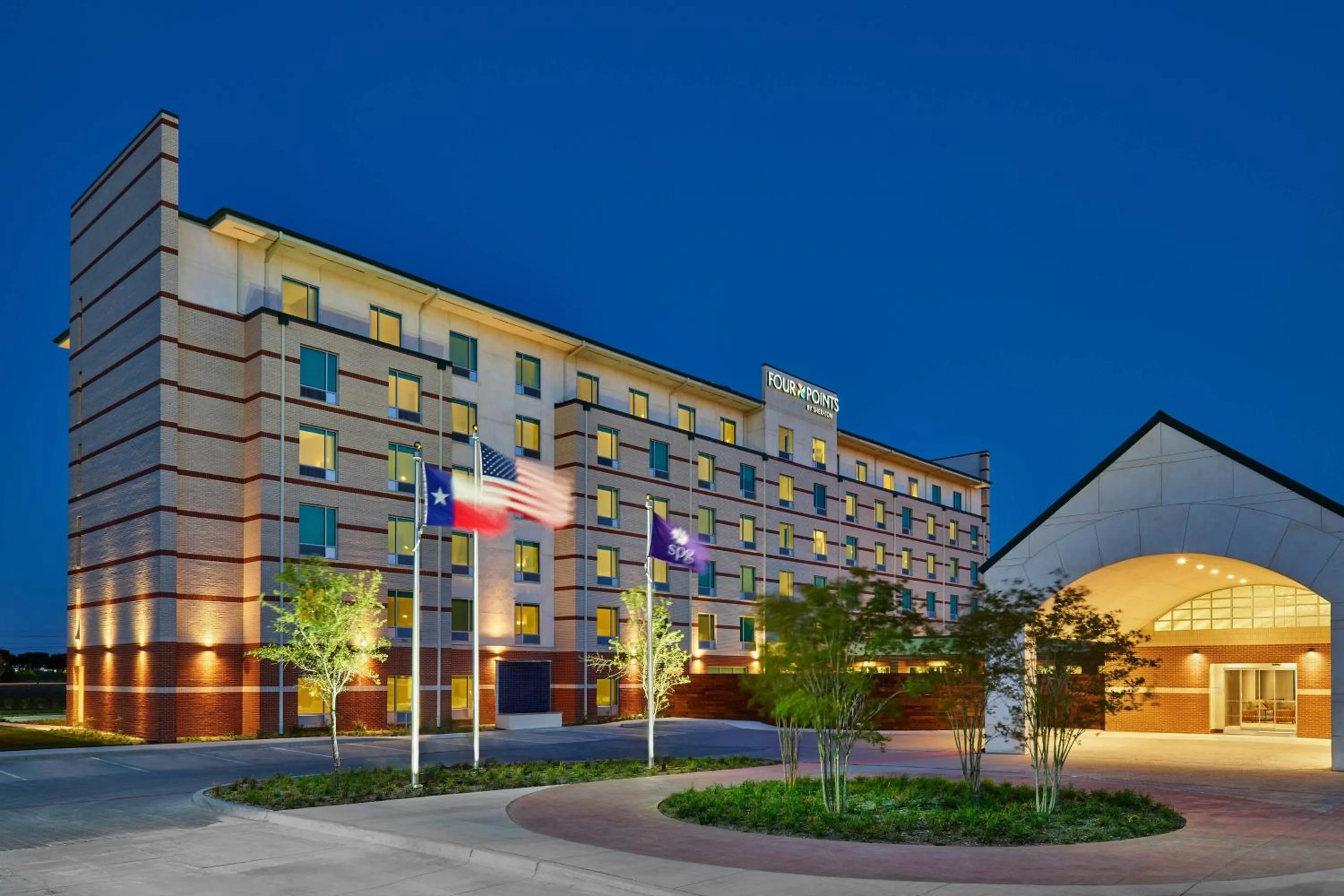 Property building in Four Points by Sheraton Dallas Fort Worth Airport North