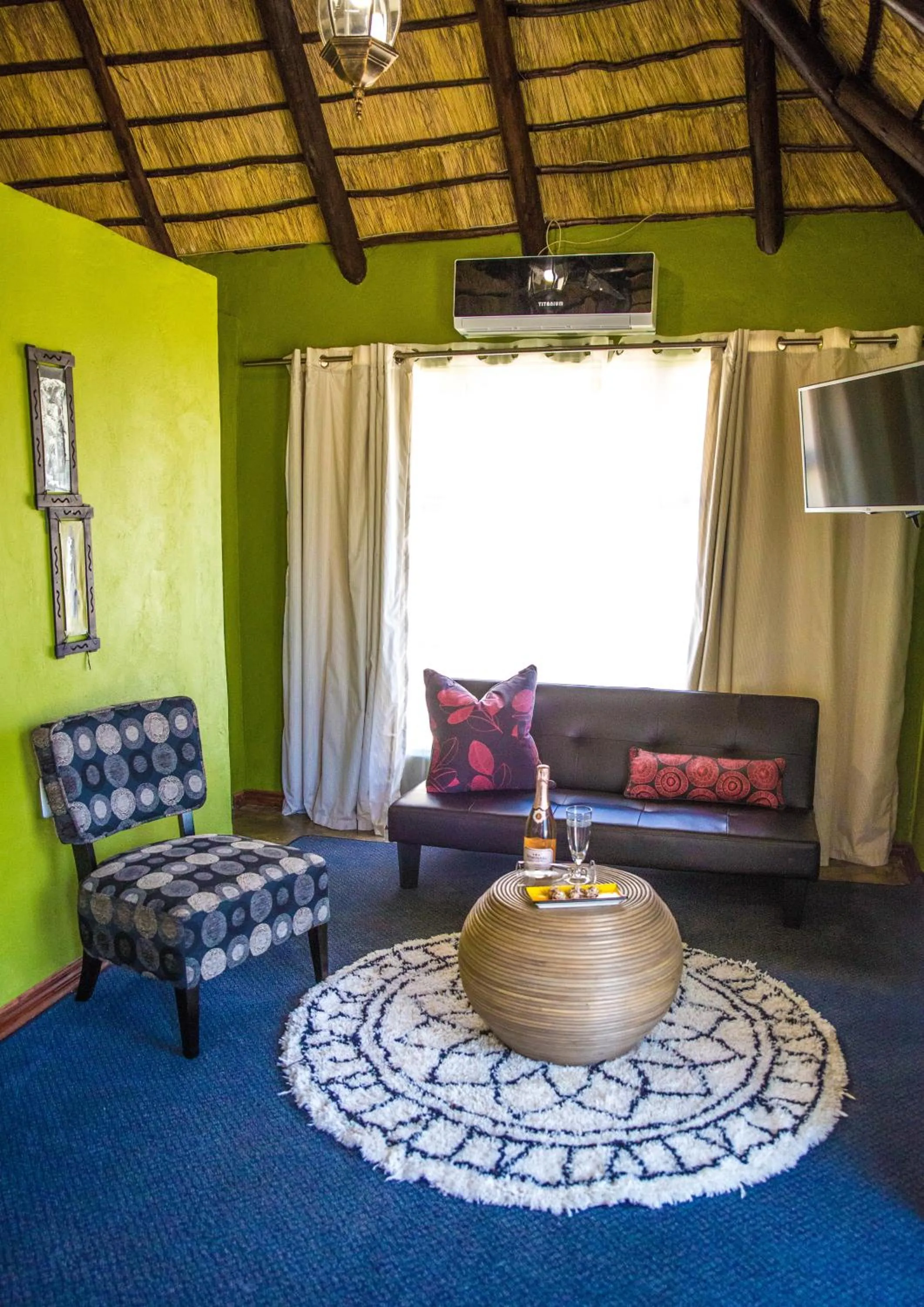 Bedroom in TshiBerry Bed & Breakfast