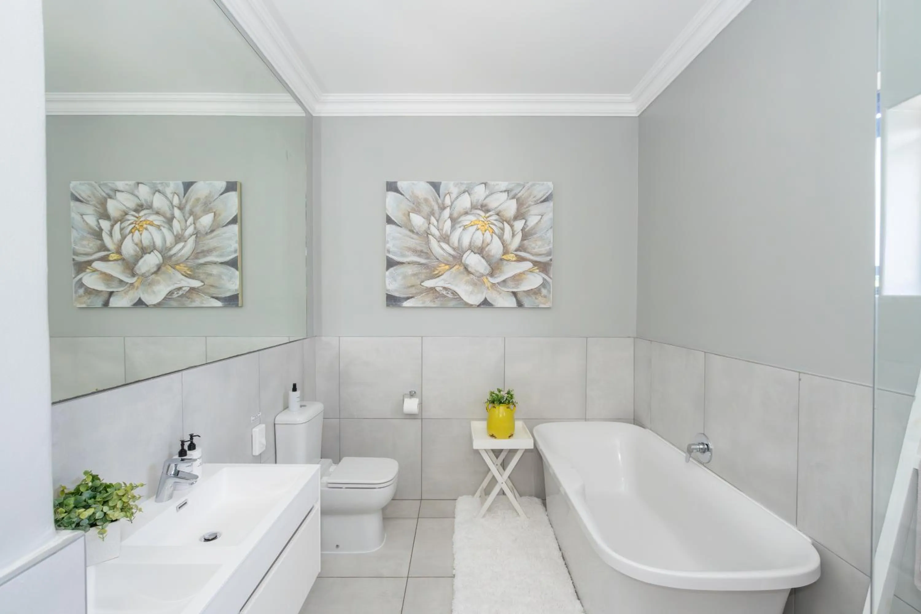 Bathroom in 2 On Lismore Guesthouse