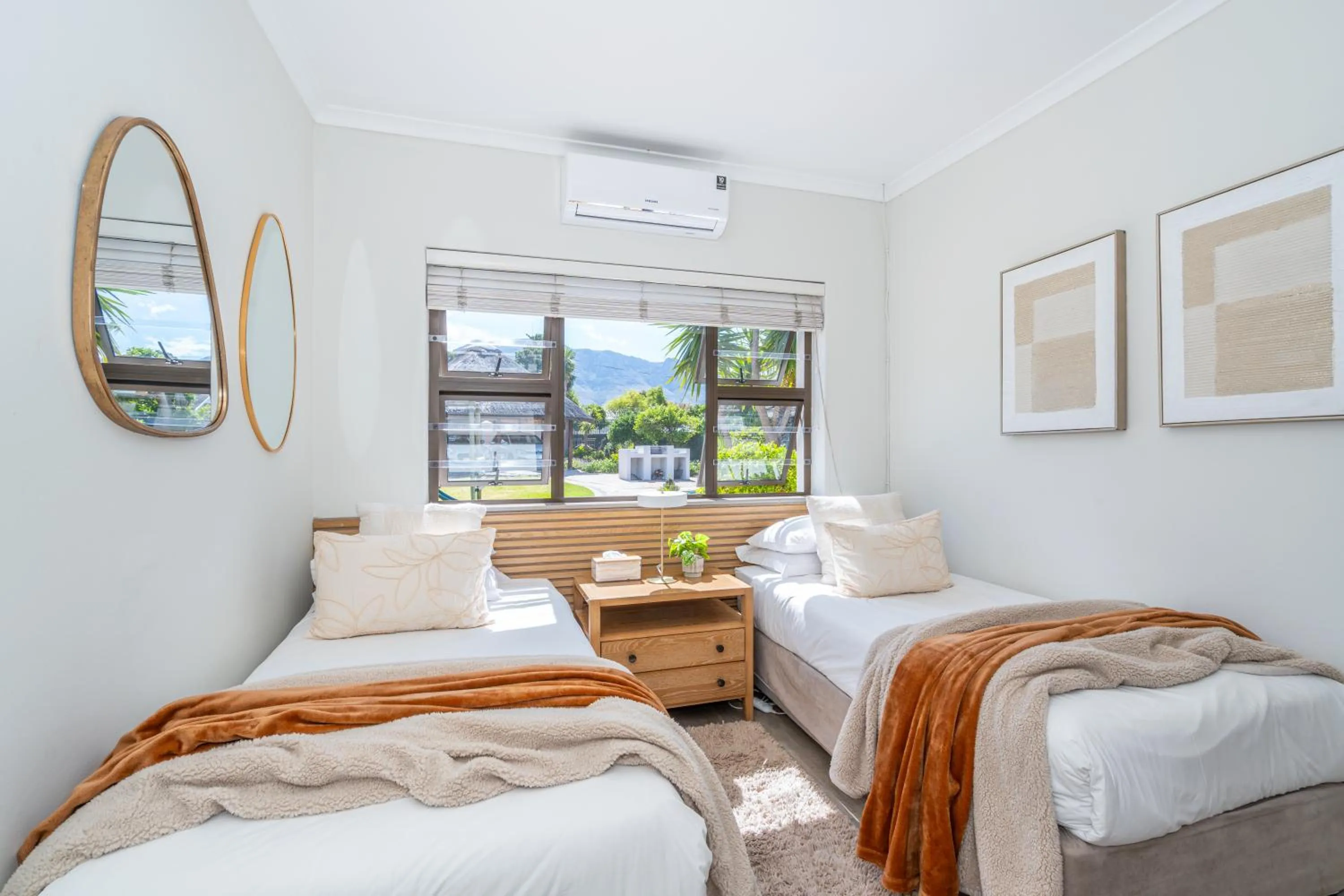 Bedroom, Bed in 2 On Lismore Guesthouse