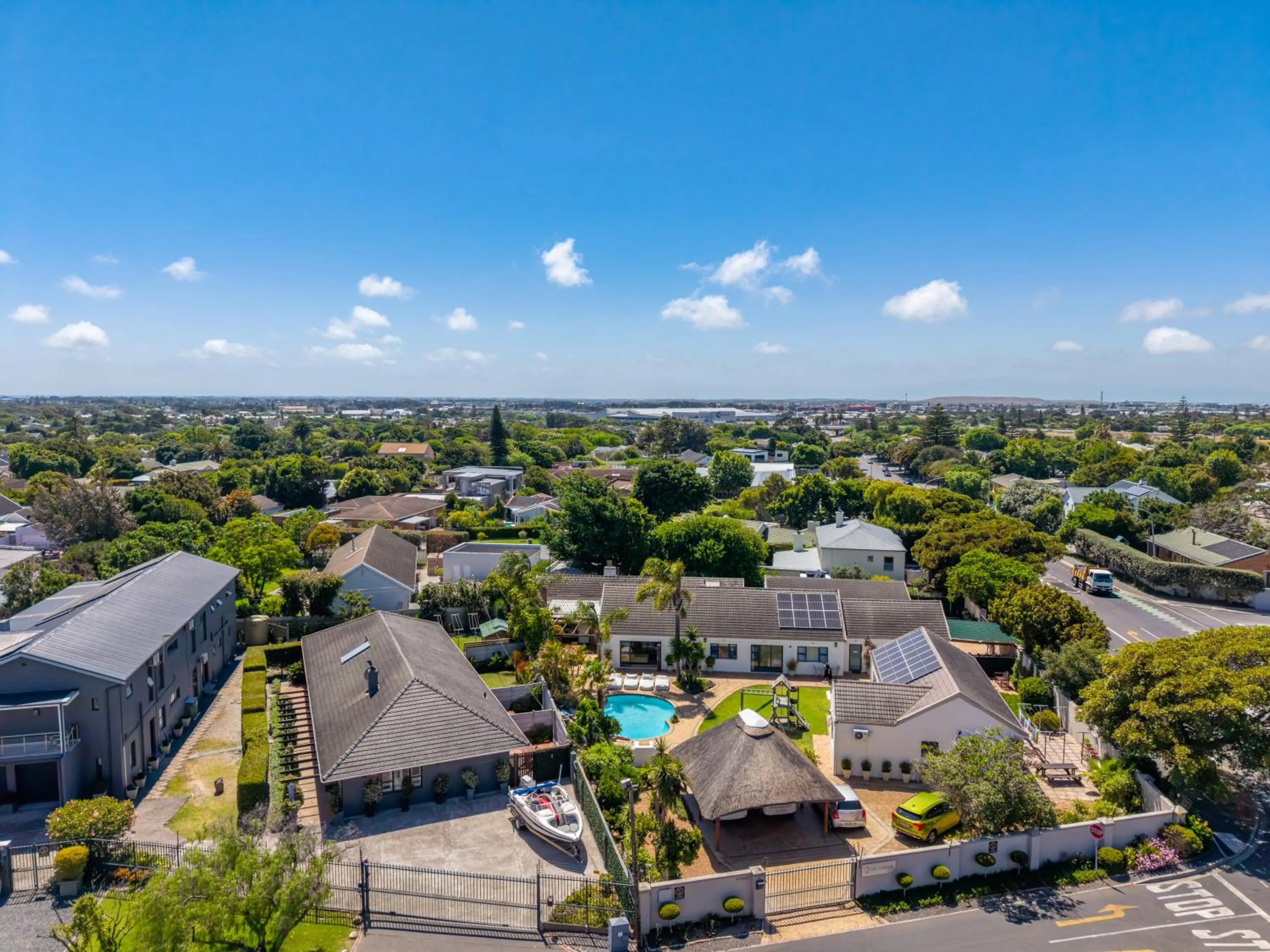Property building in 2 On Lismore Guesthouse