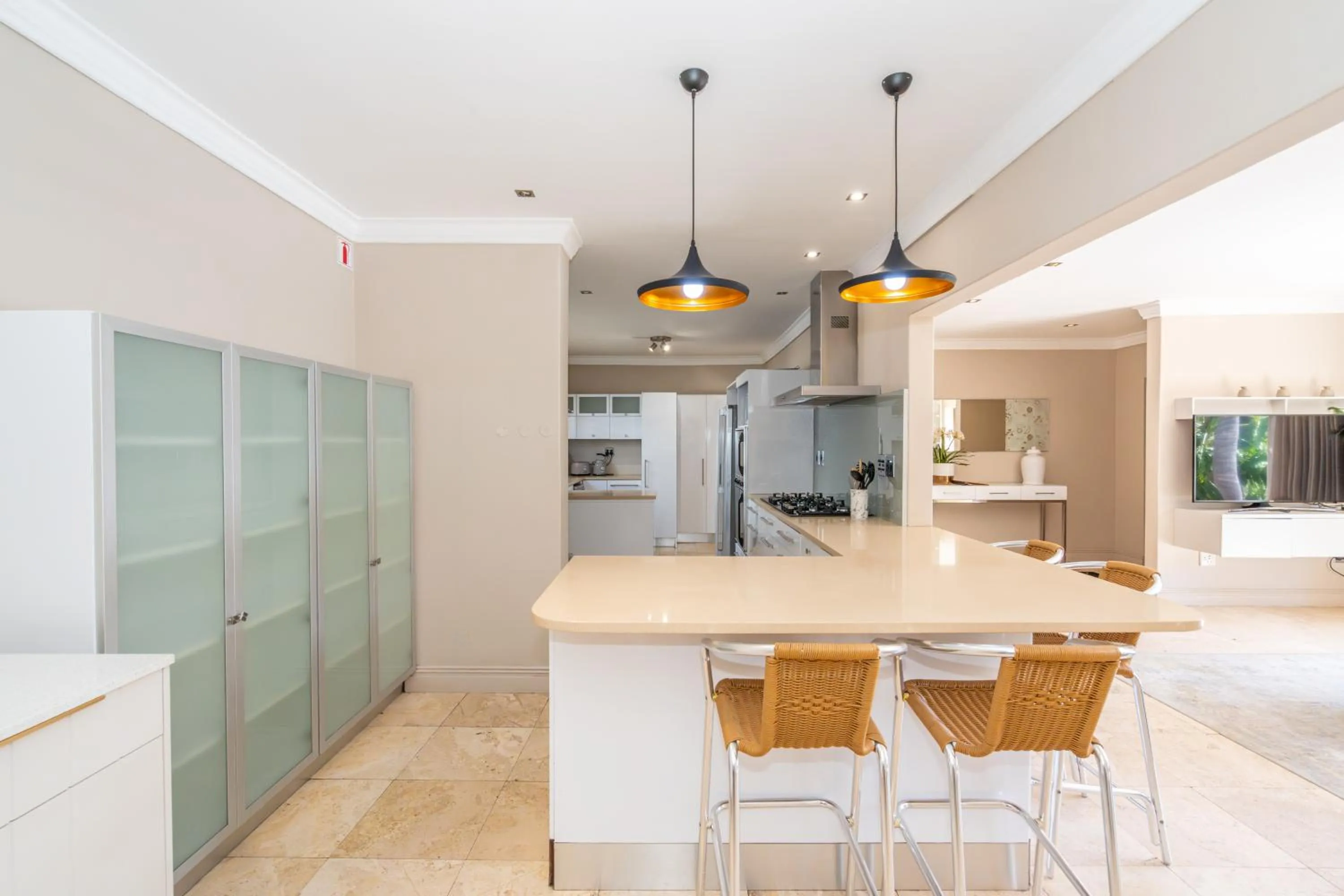 Kitchen or kitchenette in 2 On Lismore Guesthouse