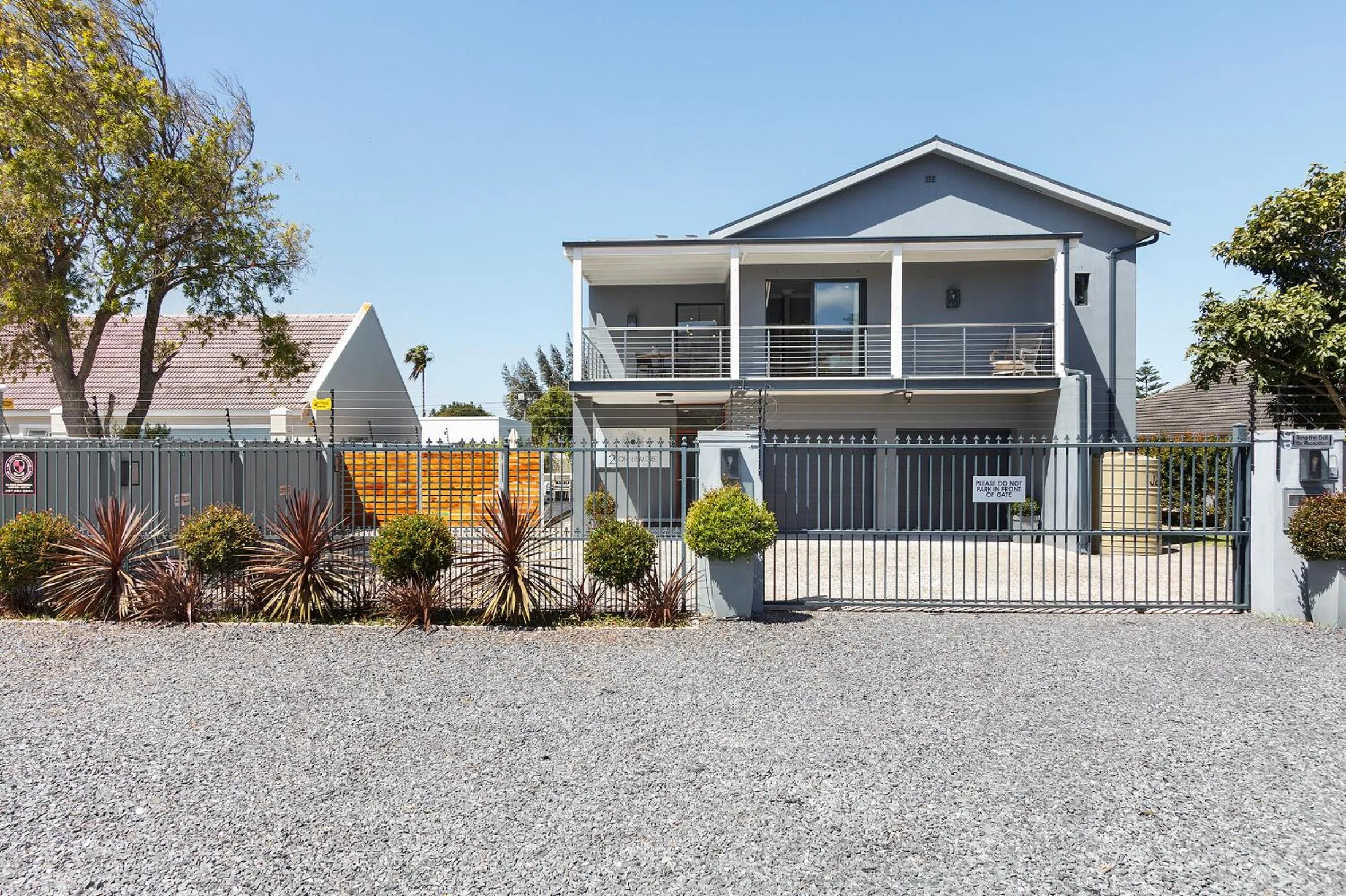 Property building in 2 On Lismore Guesthouse