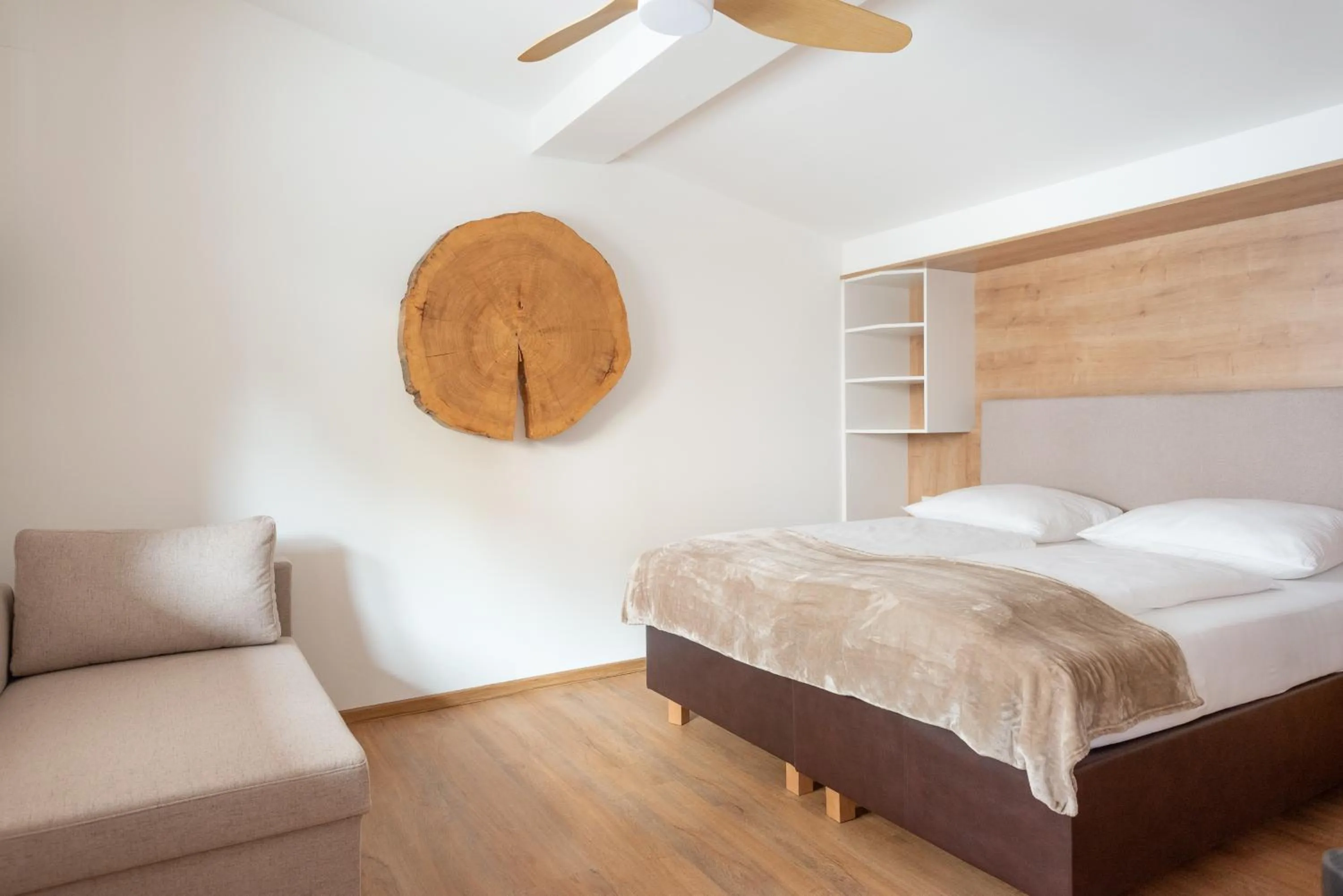 Photo of the whole room, Bed in Hotel Modus