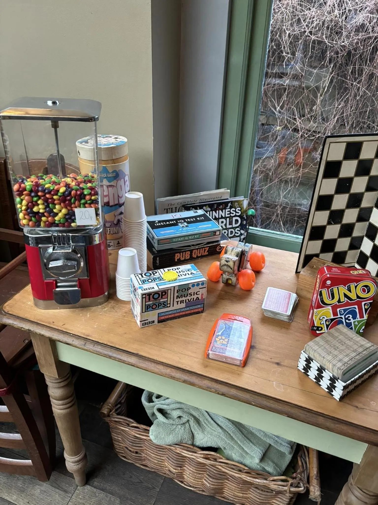 Lounge or bar in The Three Cups Inn